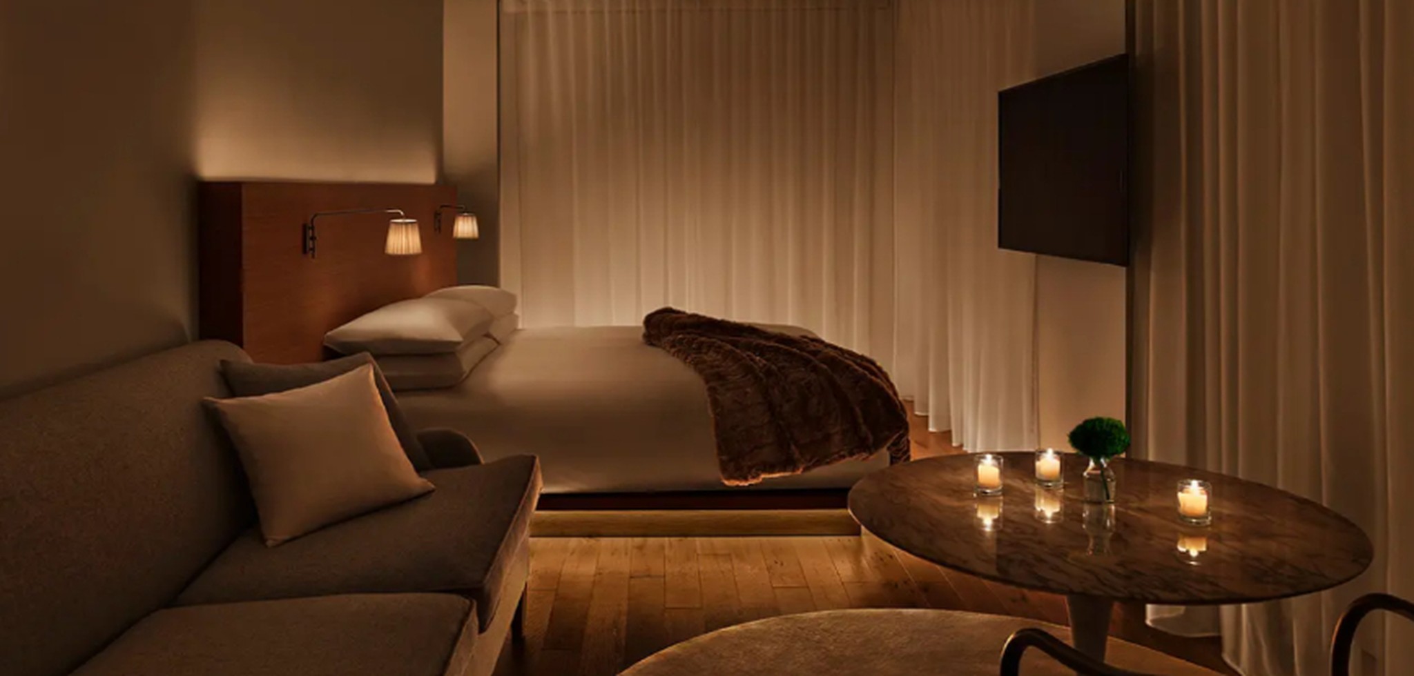 Room King Size Bed