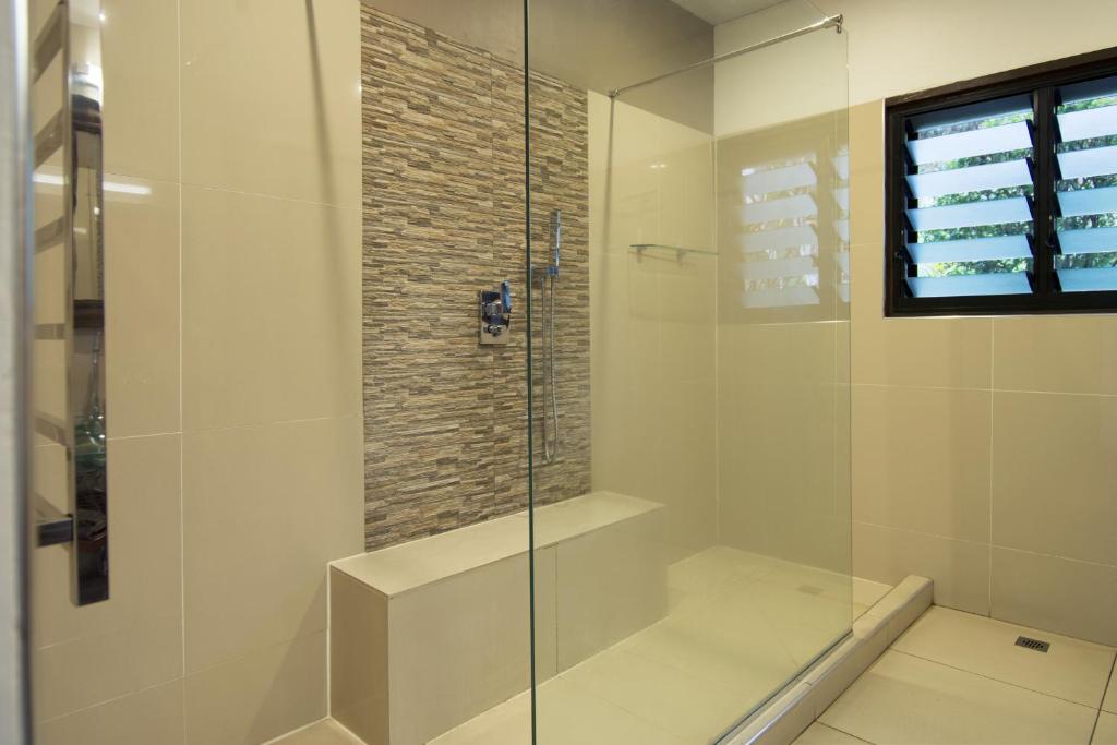 Bungalow Deluxe Lake View