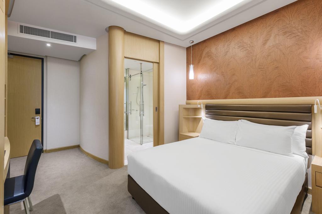 Double Premium Queen Bed