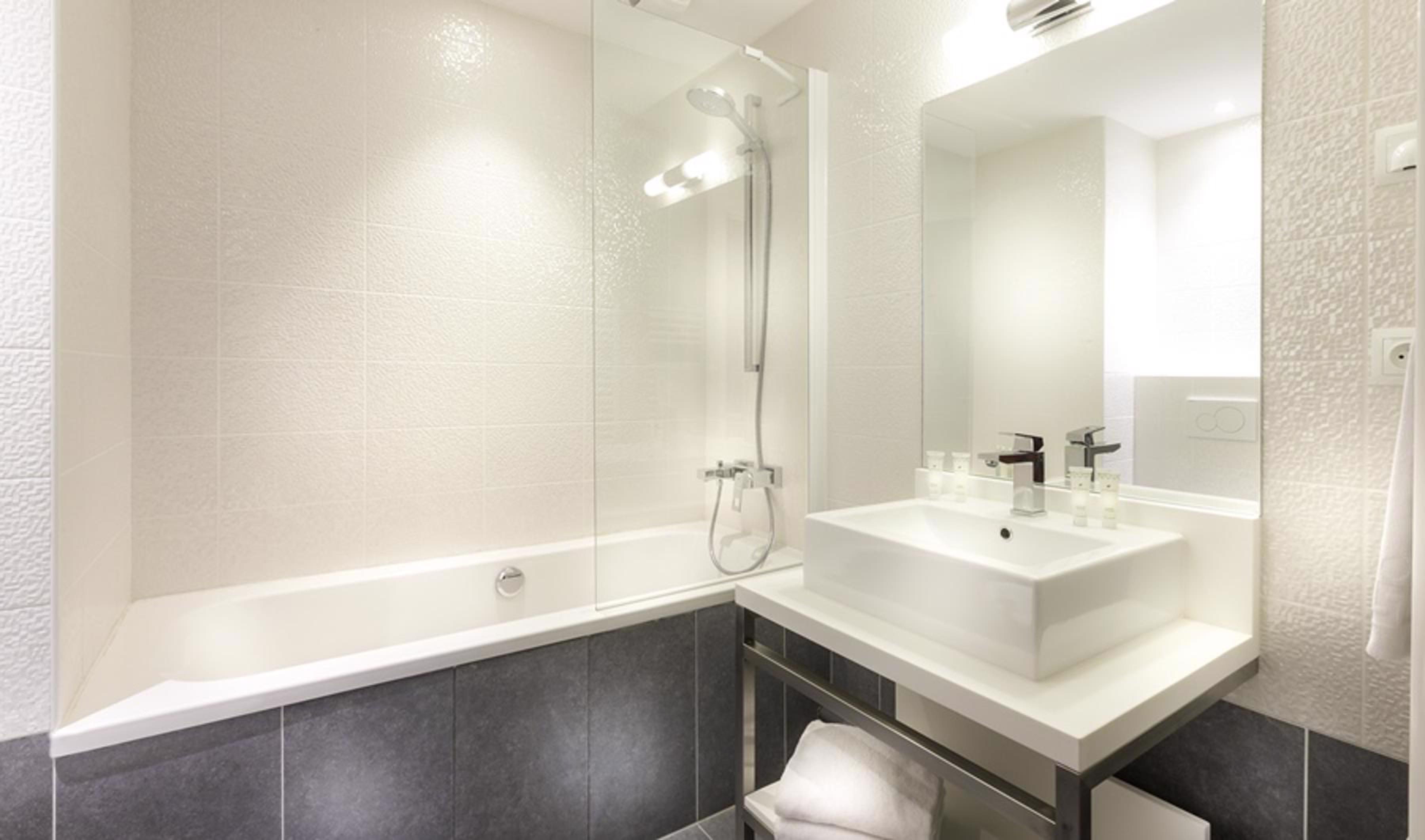 Apartment Capacity 4