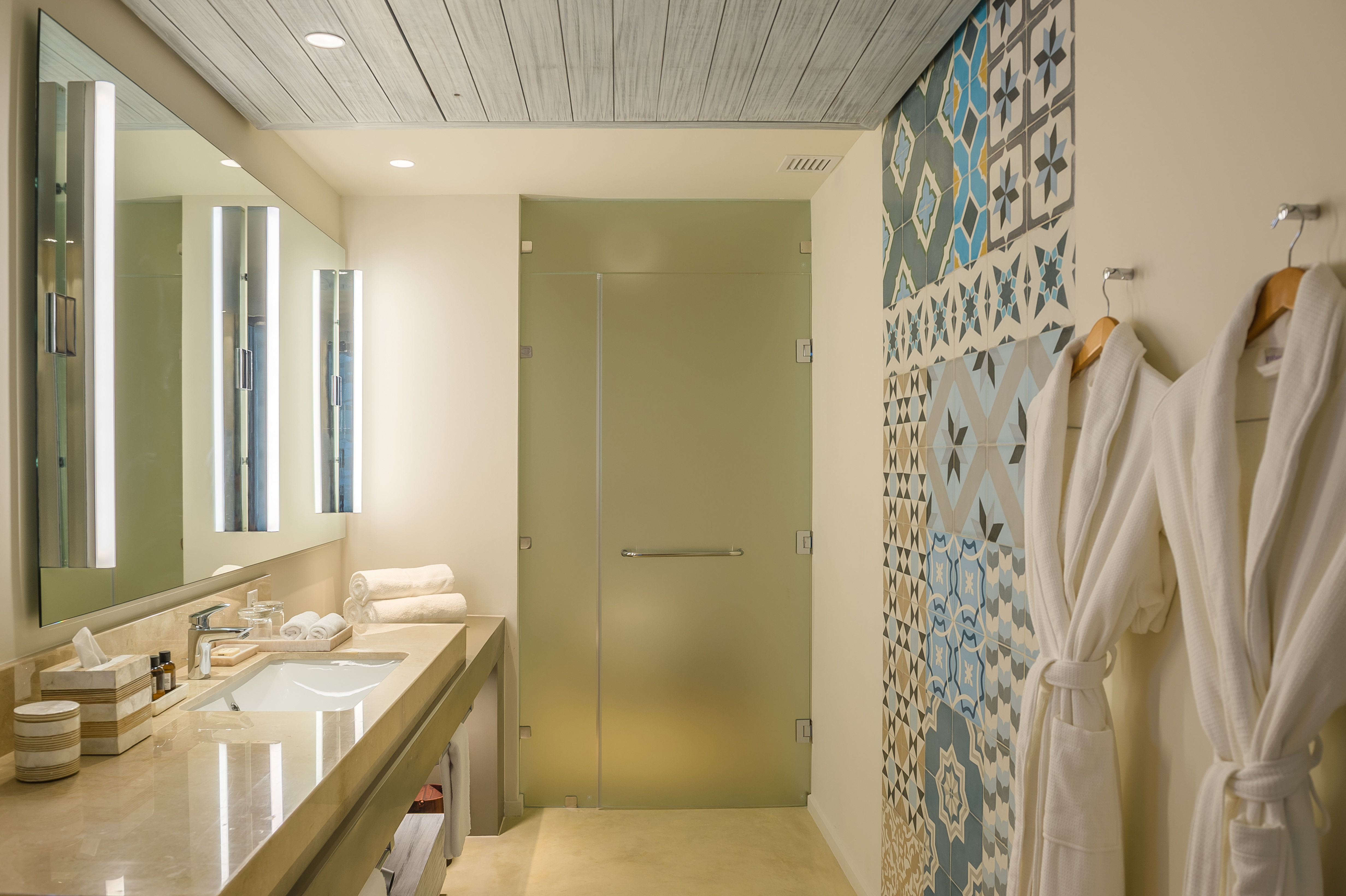 Double King Size Bed