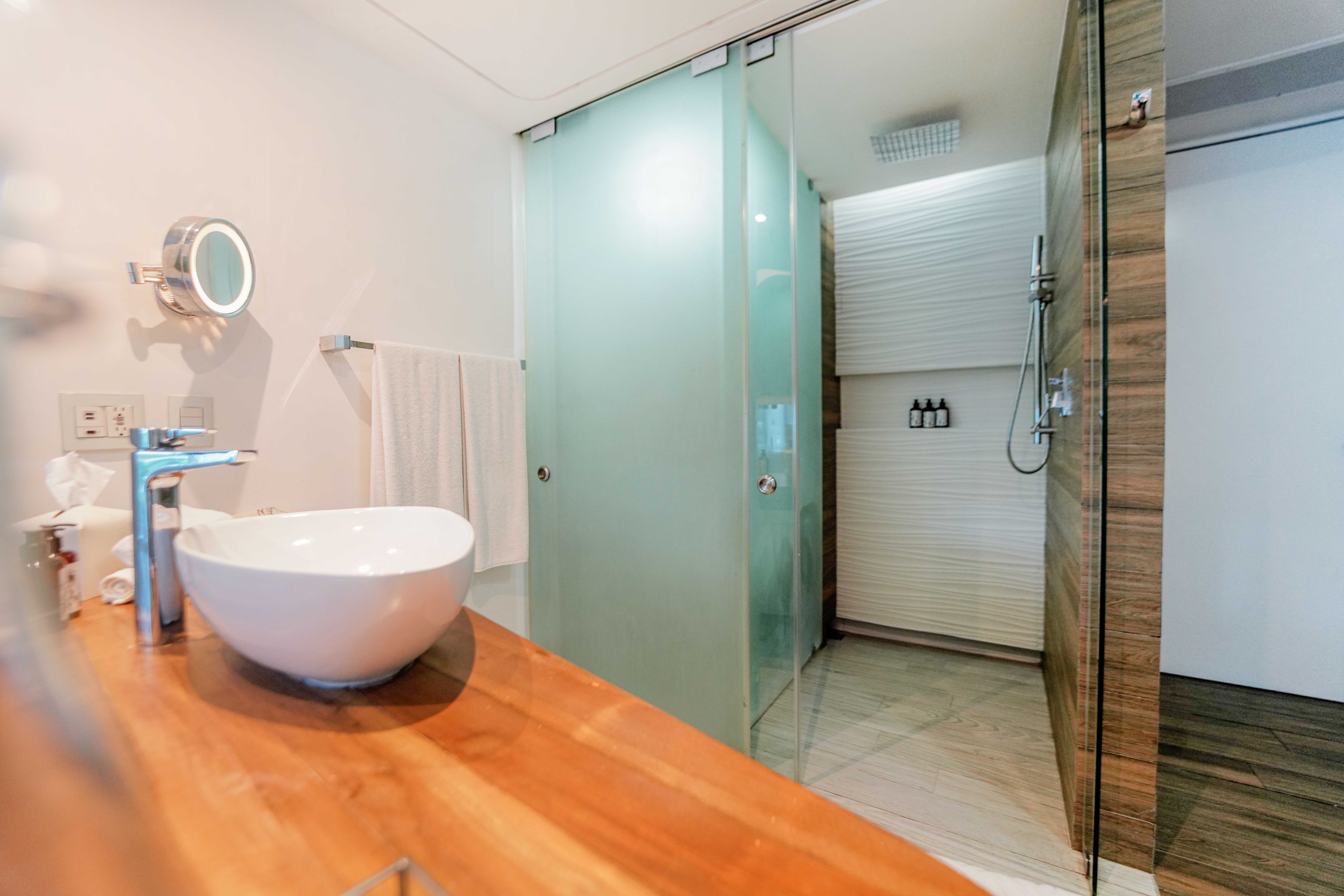 Suite Partial Ocean View