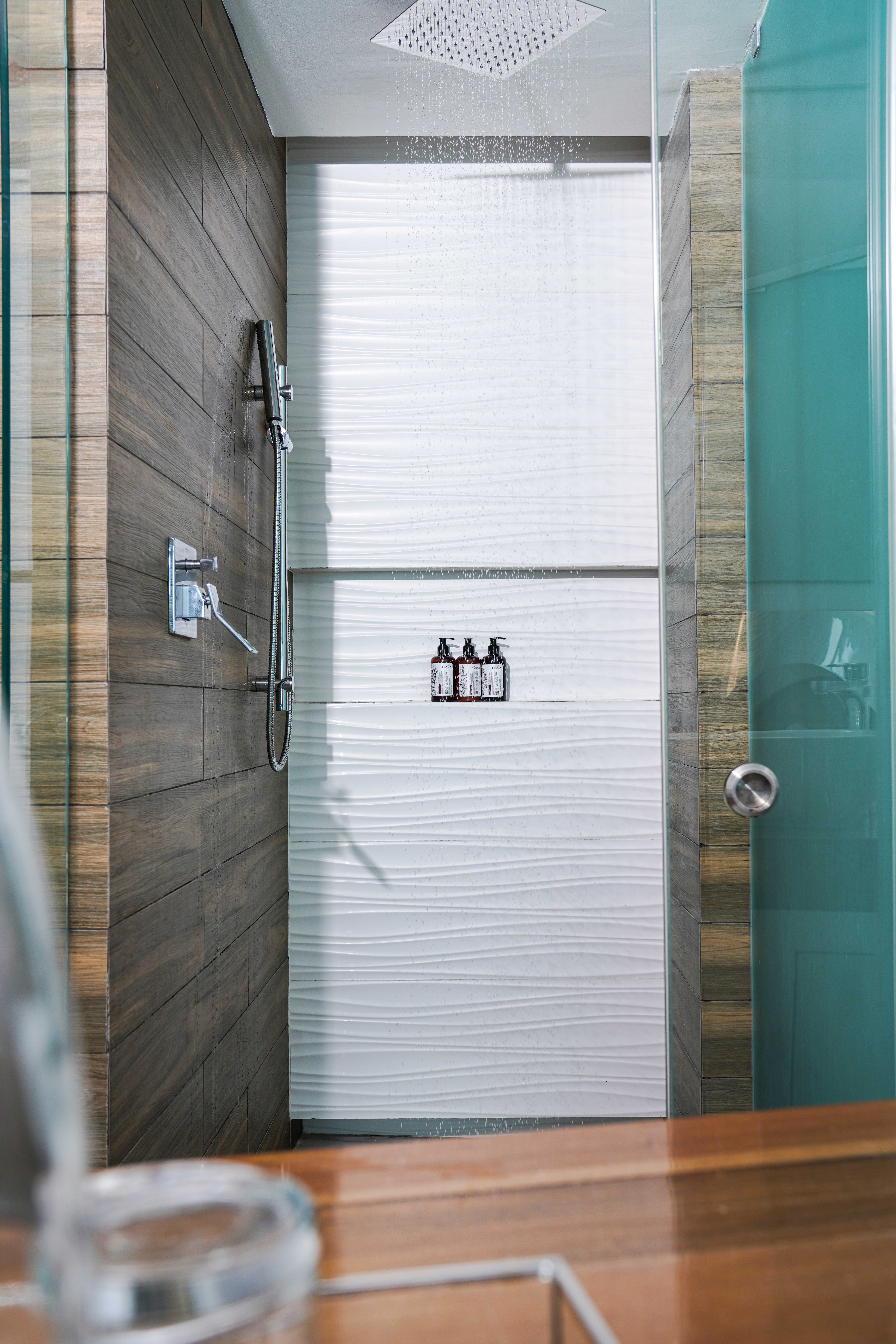 Suite Partial Ocean View