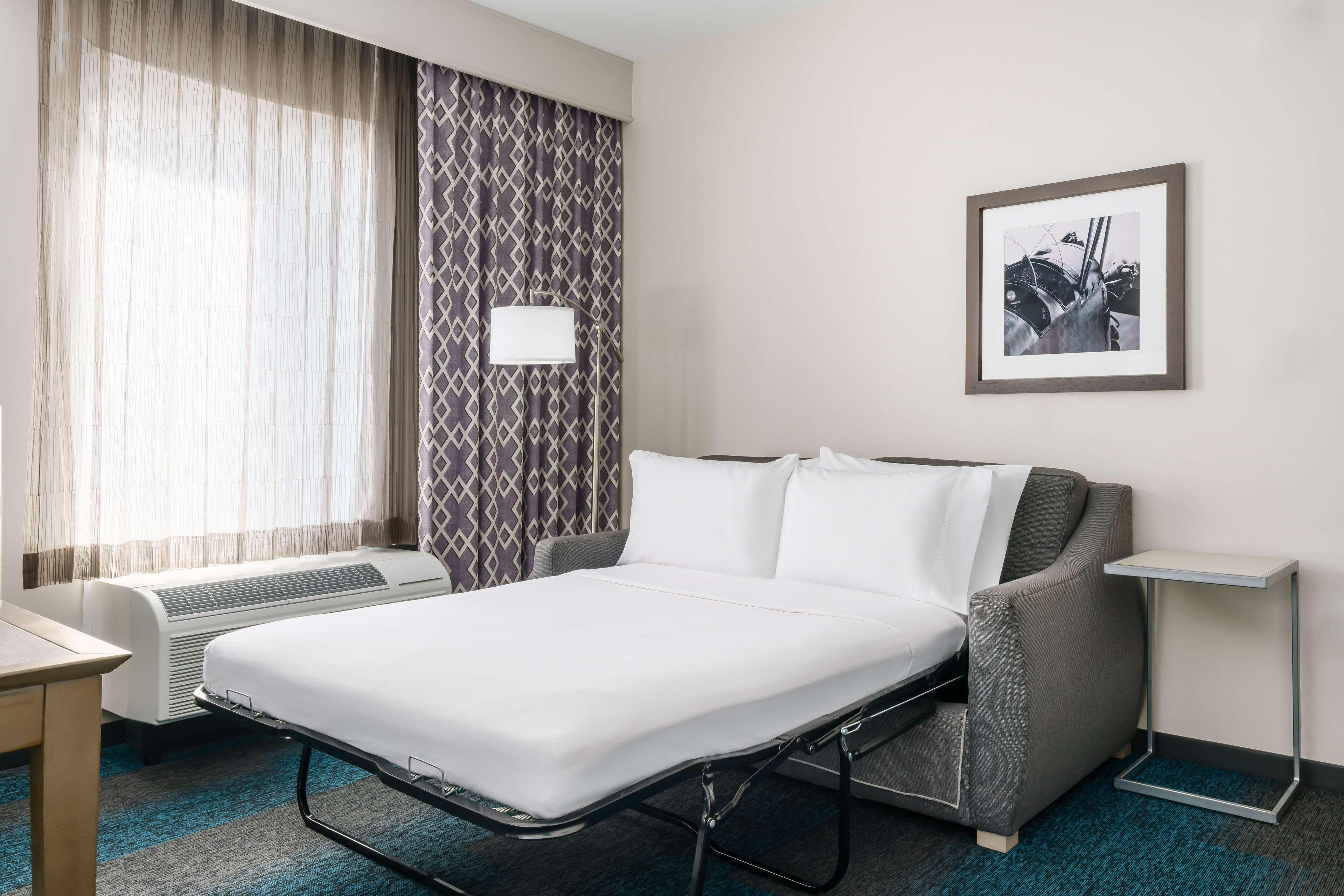 Studio King Size Bed