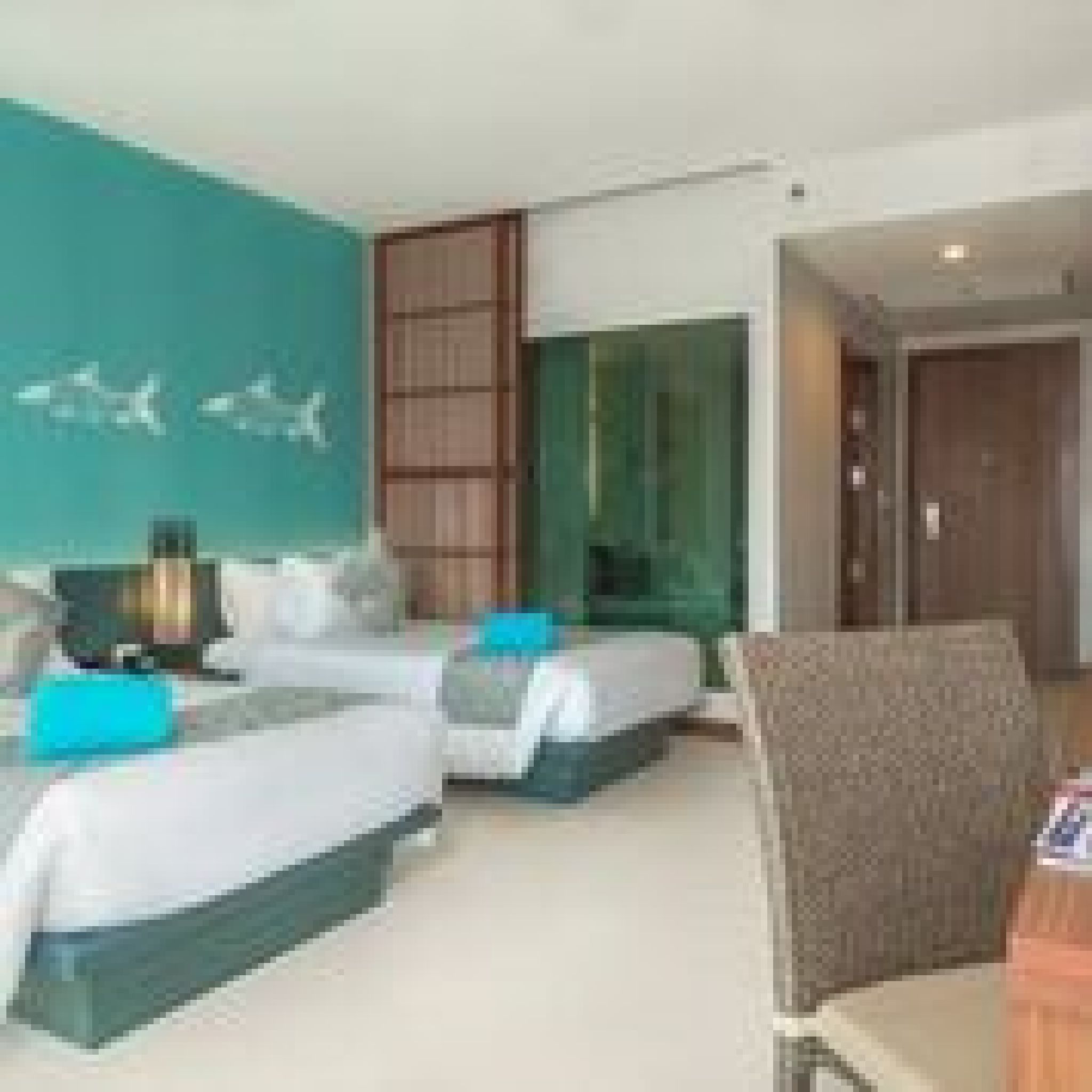 Double Deluxe King Bed