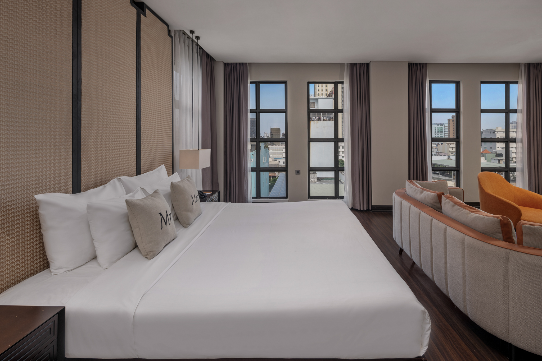 Family Room Executive