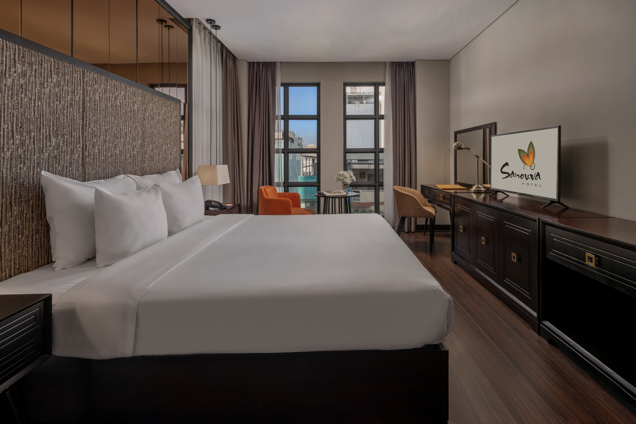 Family Room Executive