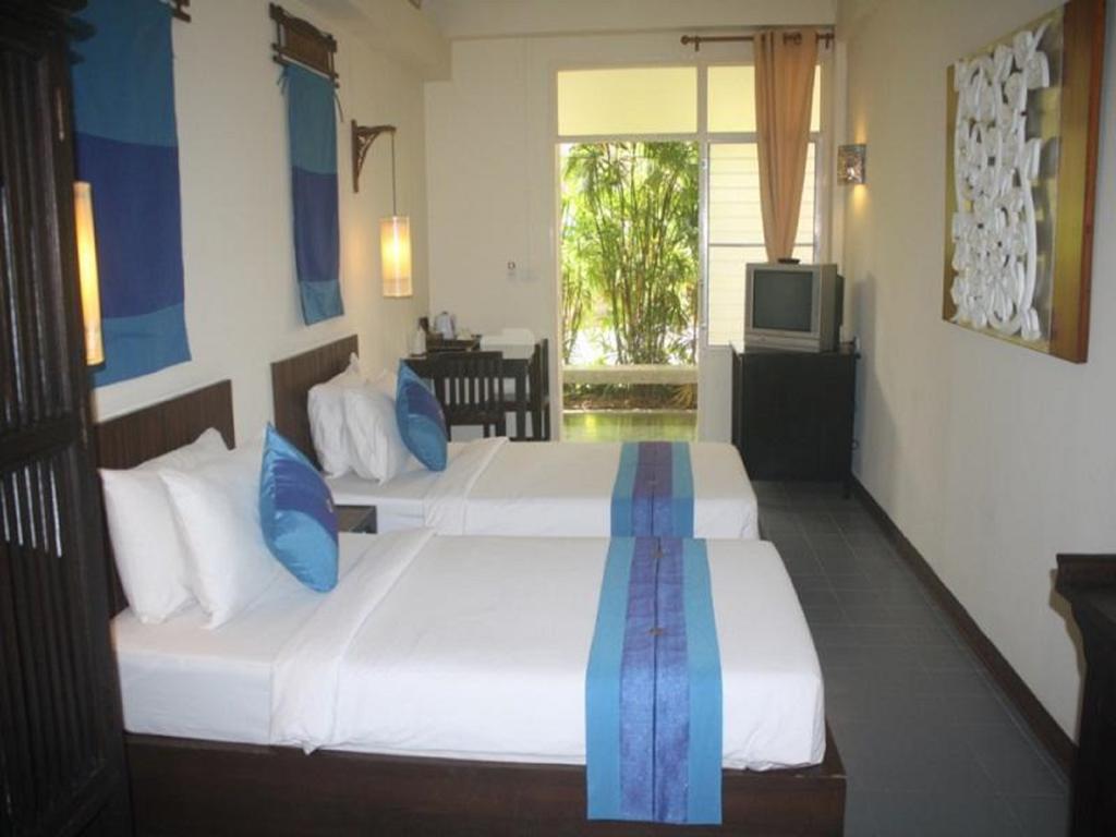 Double or Twin Deluxe