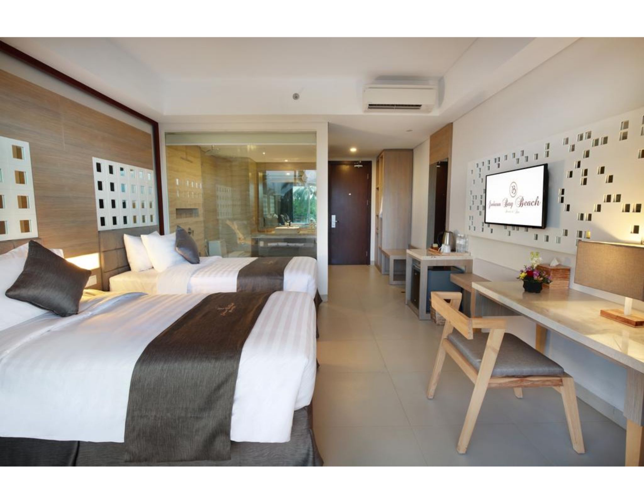 Double or Twin Deluxe