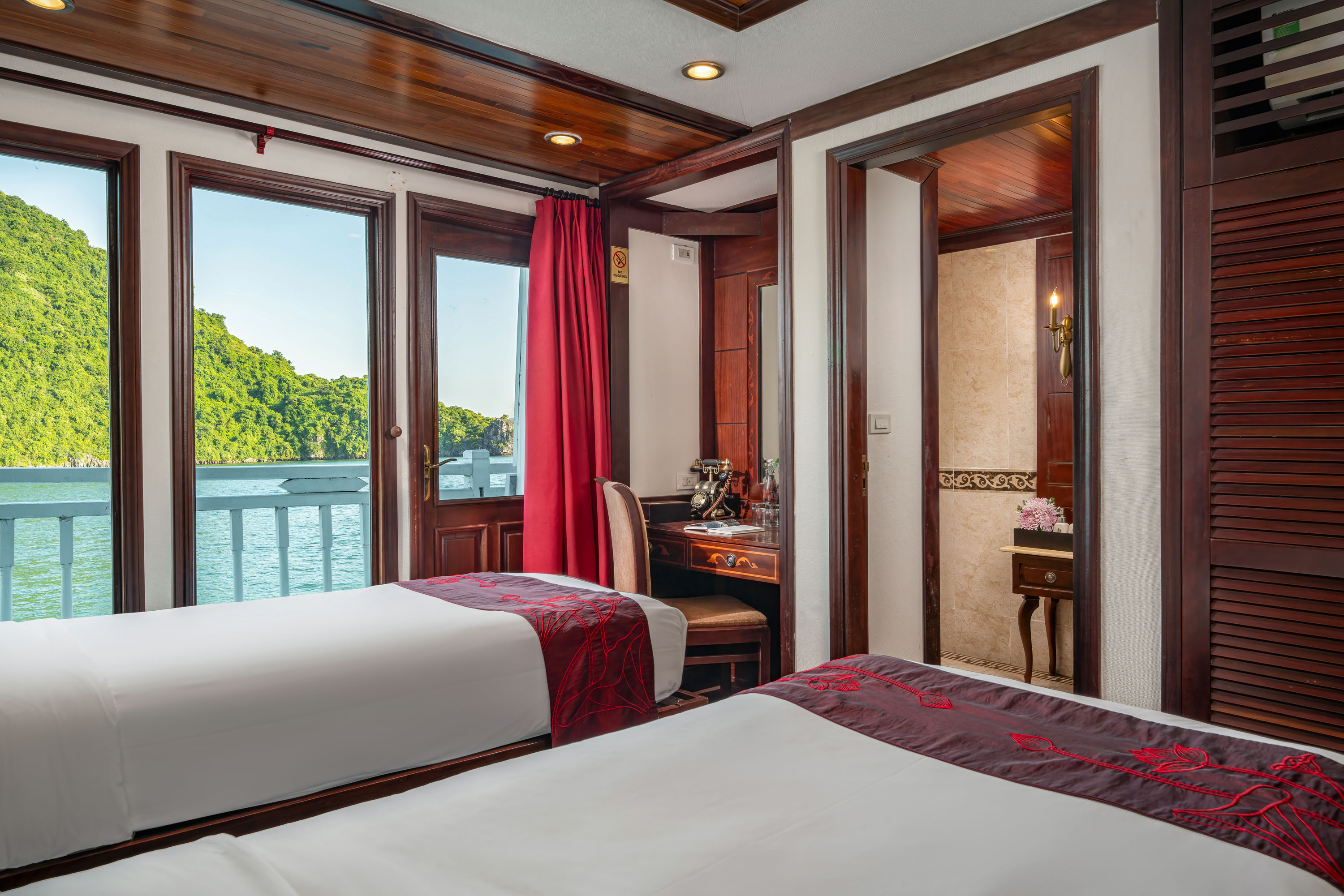 Double or Twin Deluxe with Balcony