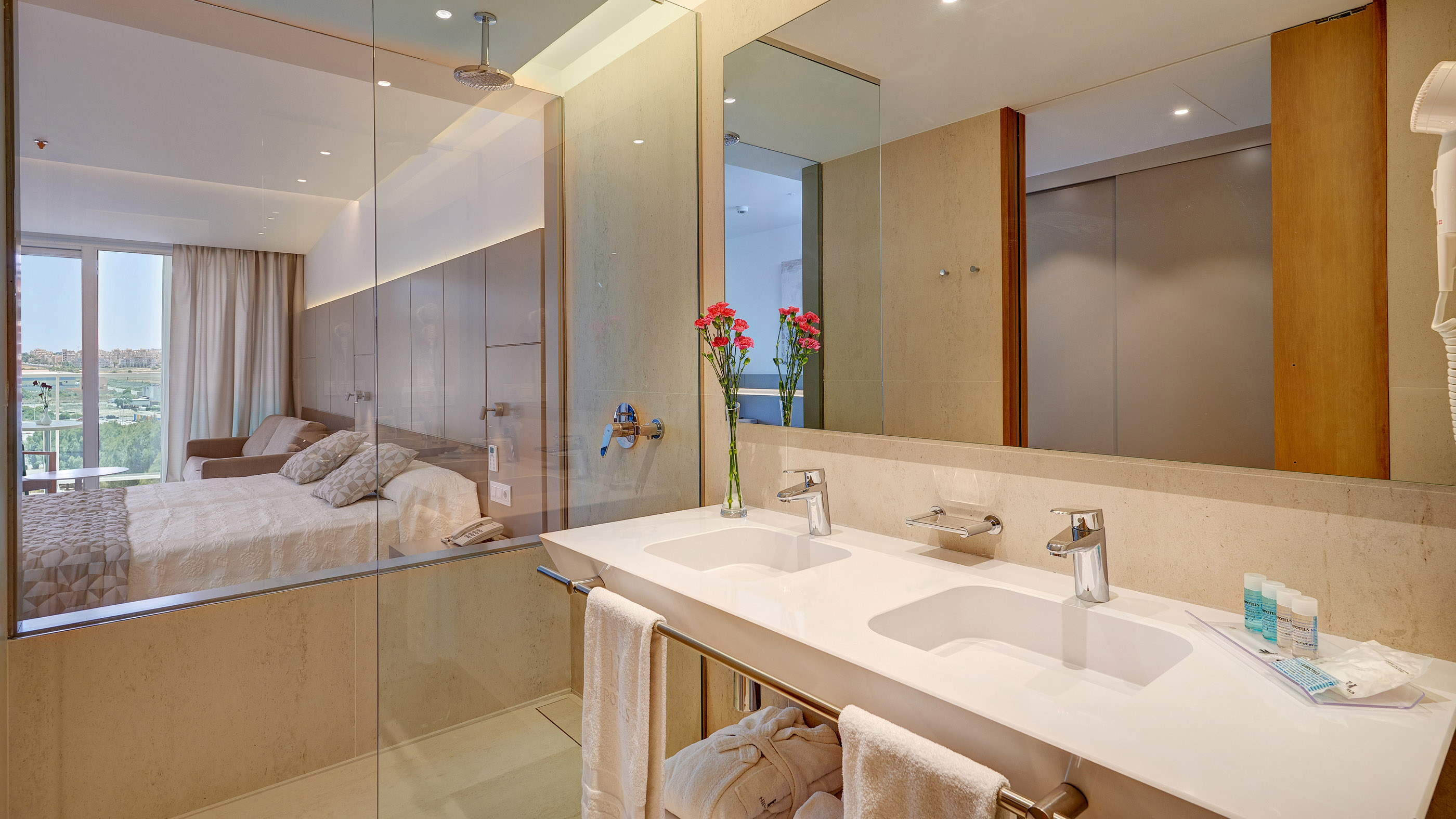 Double or Twin Sea View