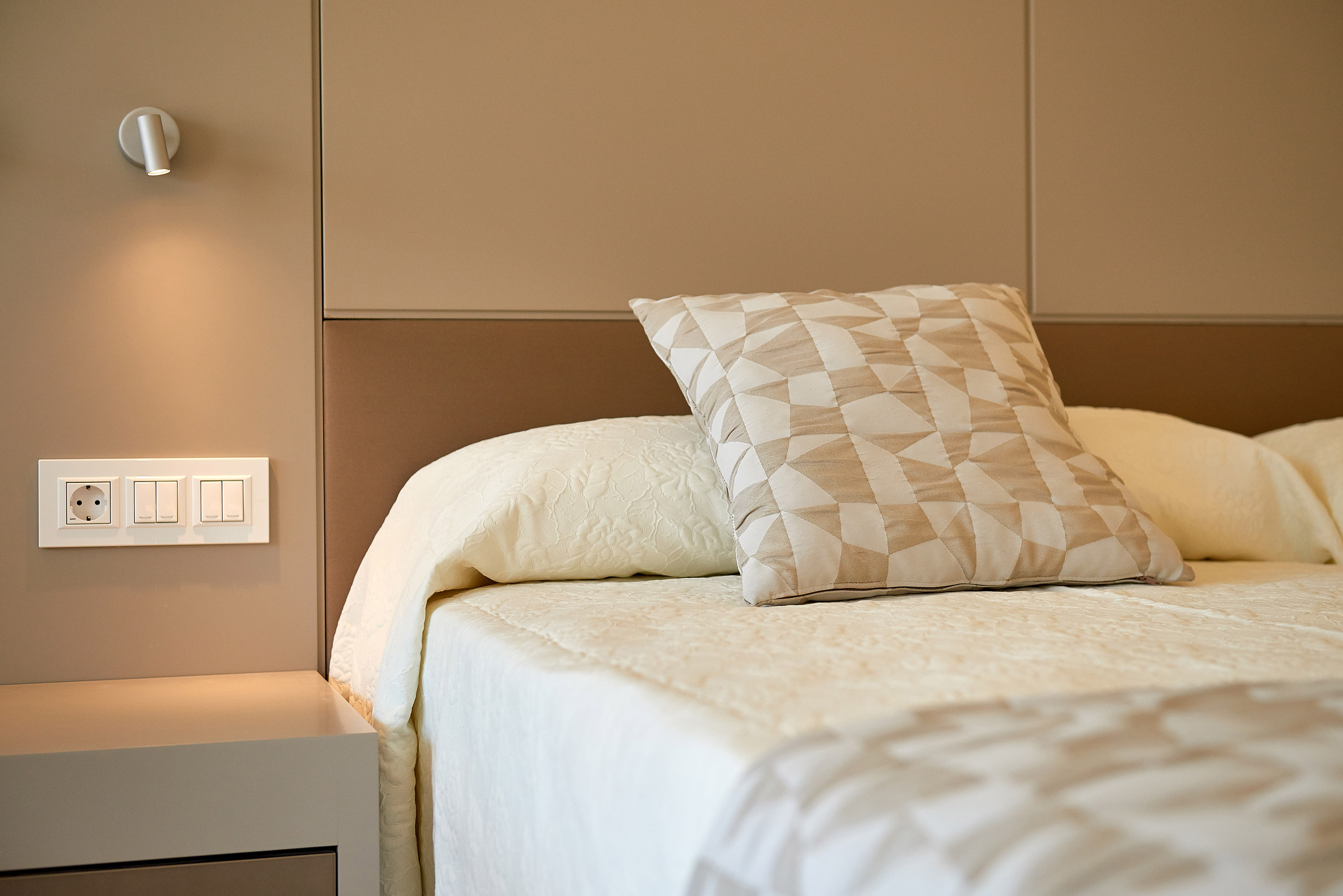 Double or Twin Standard