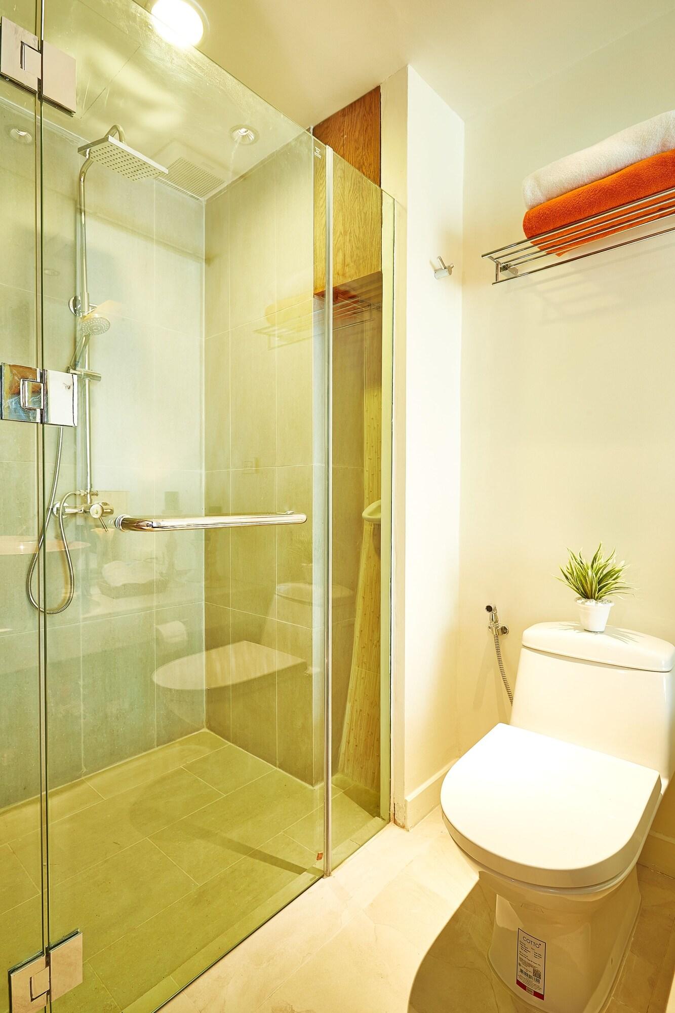 Twin Premier Sea View