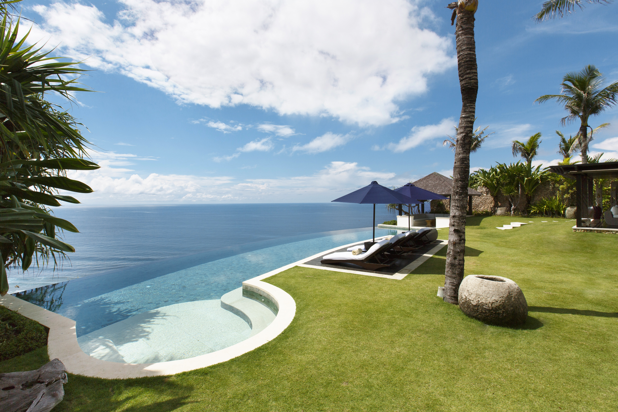 Villa Three Bedrooms with Private Pool