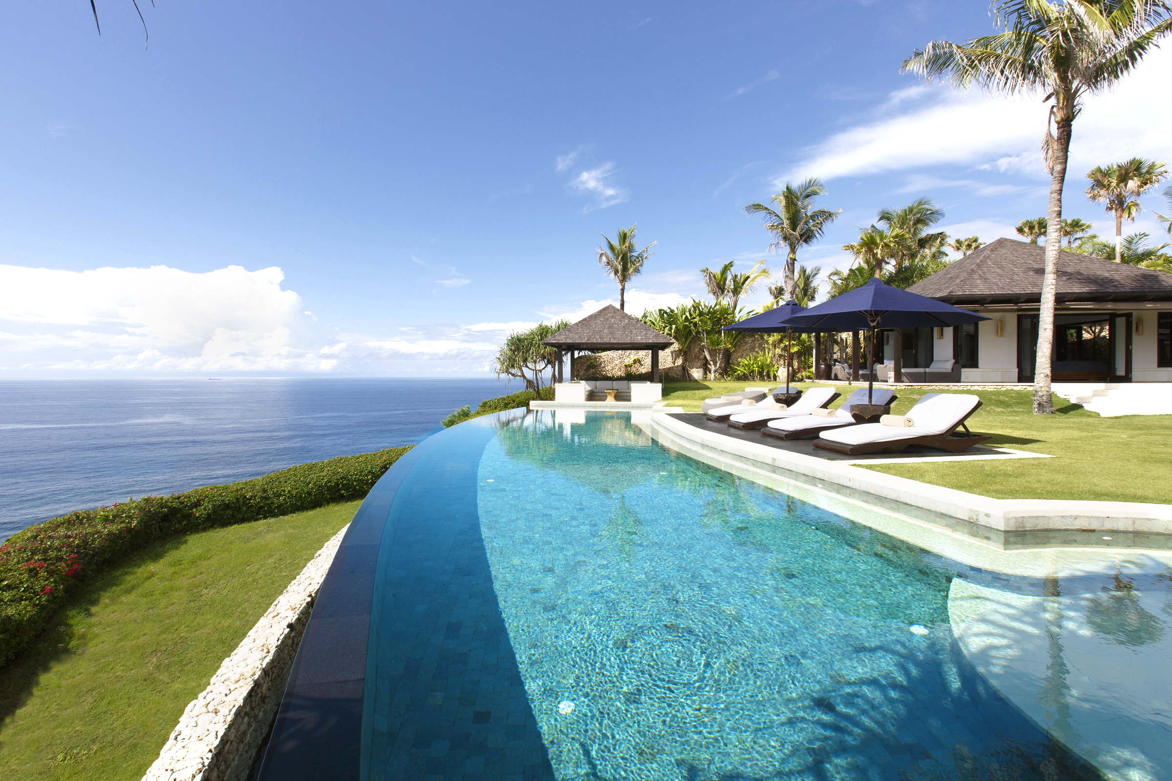 Villa Four Bedrooms with Views