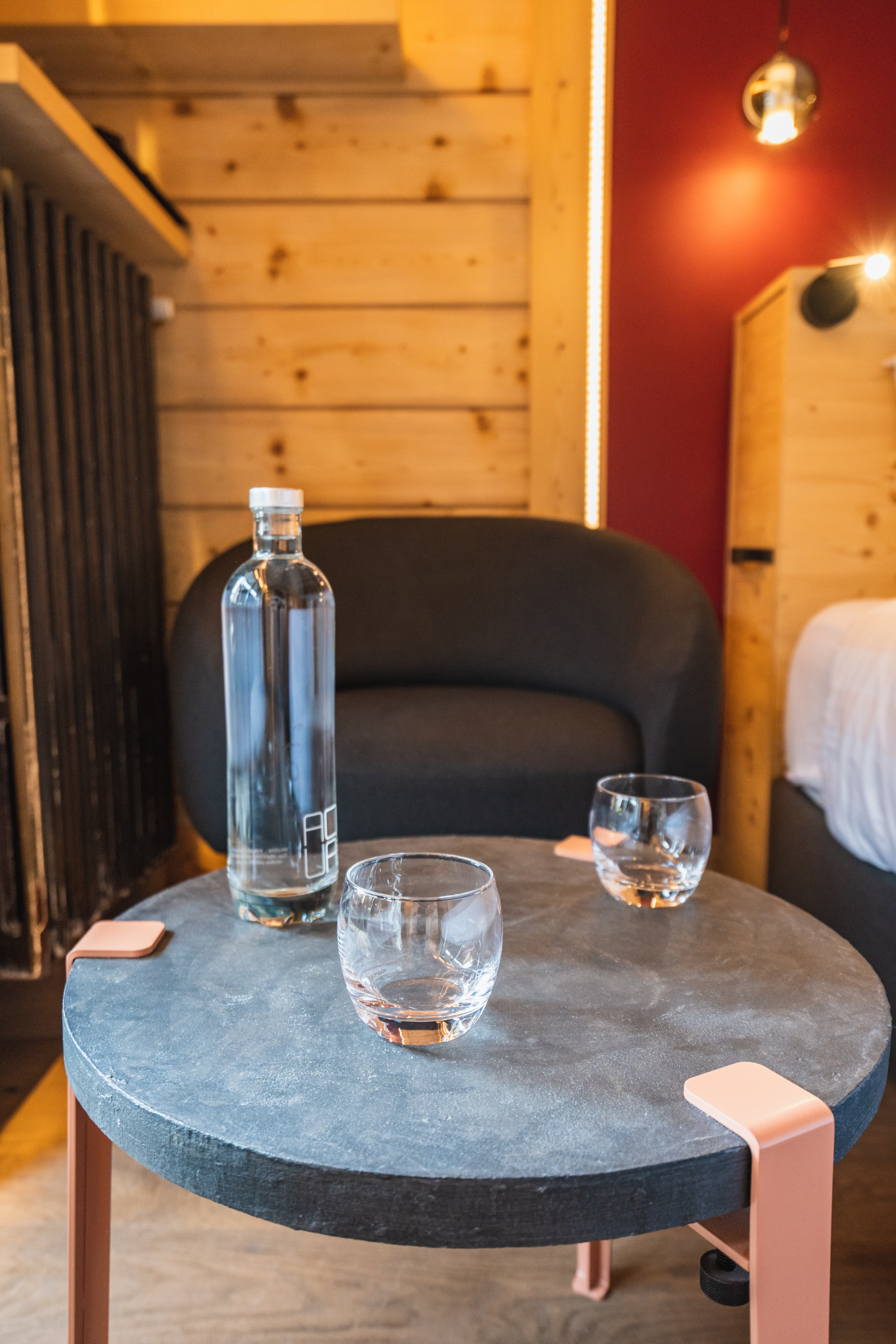 Double Deluxe One Bed