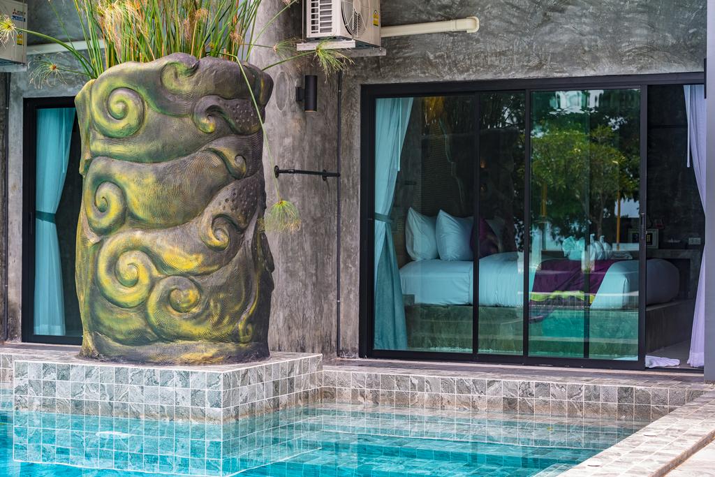 Double or Twin Sea View Pool View