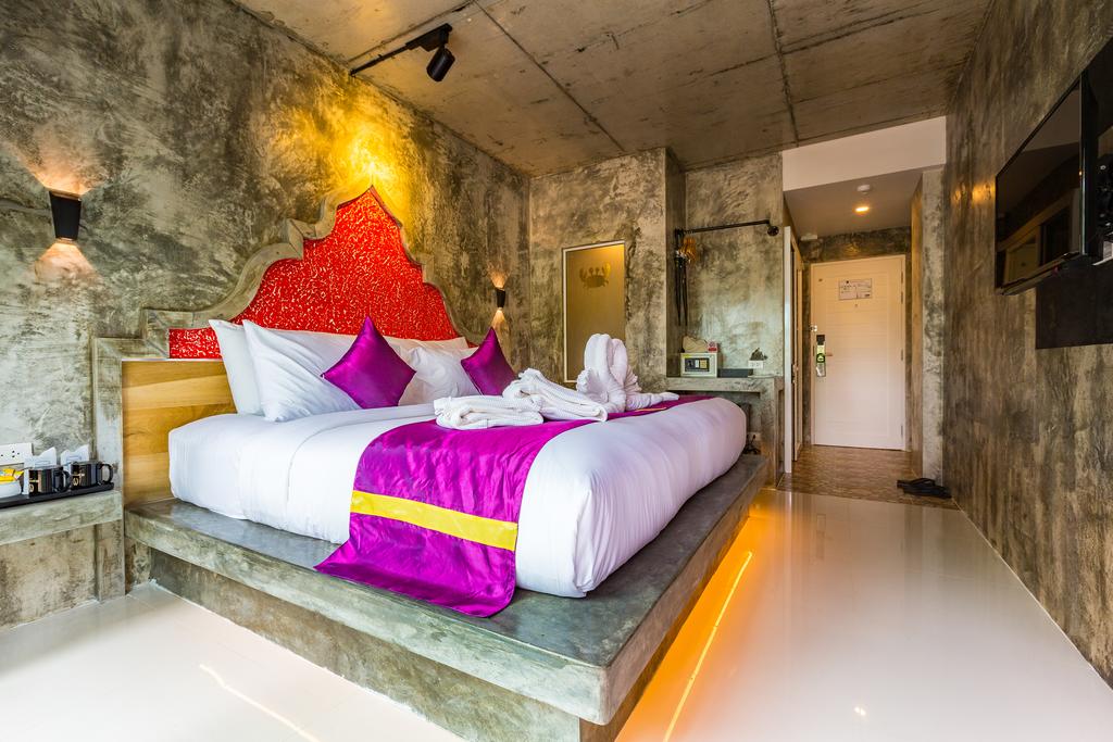 Double or Twin Deluxe