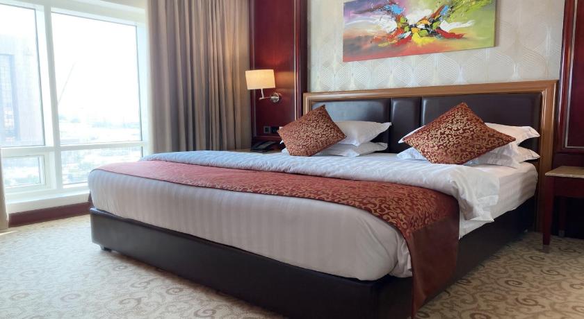 Double or Twin Deluxe King Bed