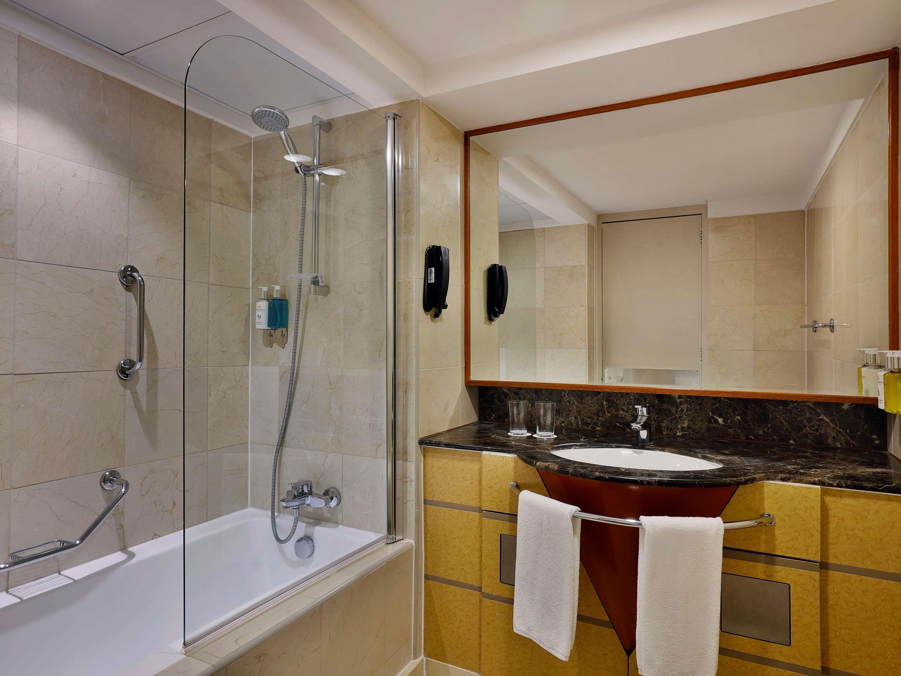 Double City View King Bed