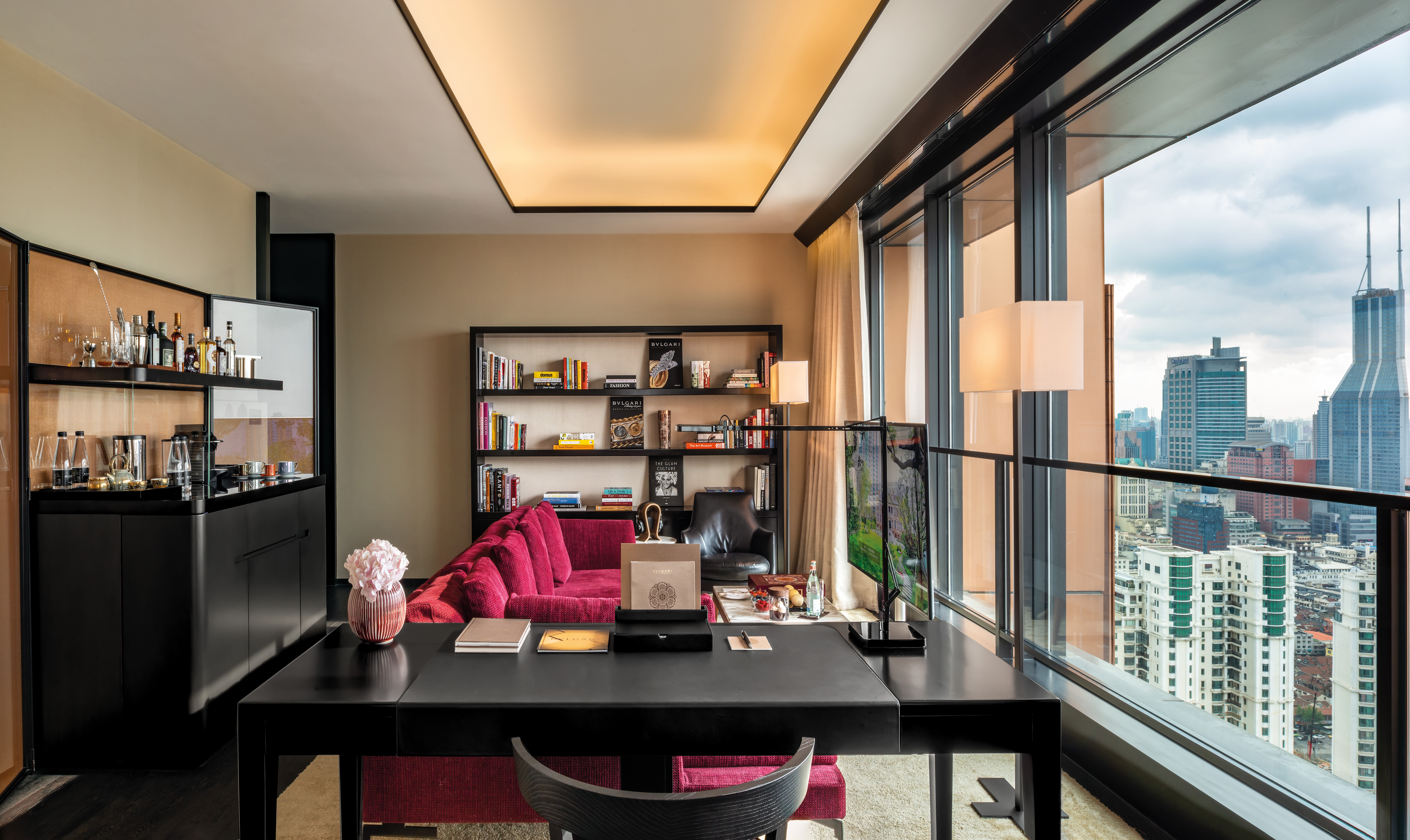 Suite Superior City View