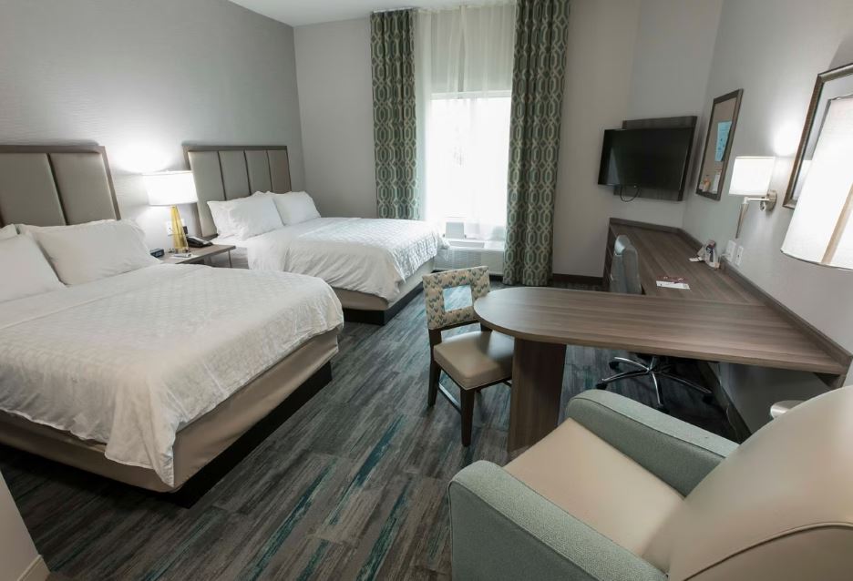 Studio Accessible-two Queen Beds