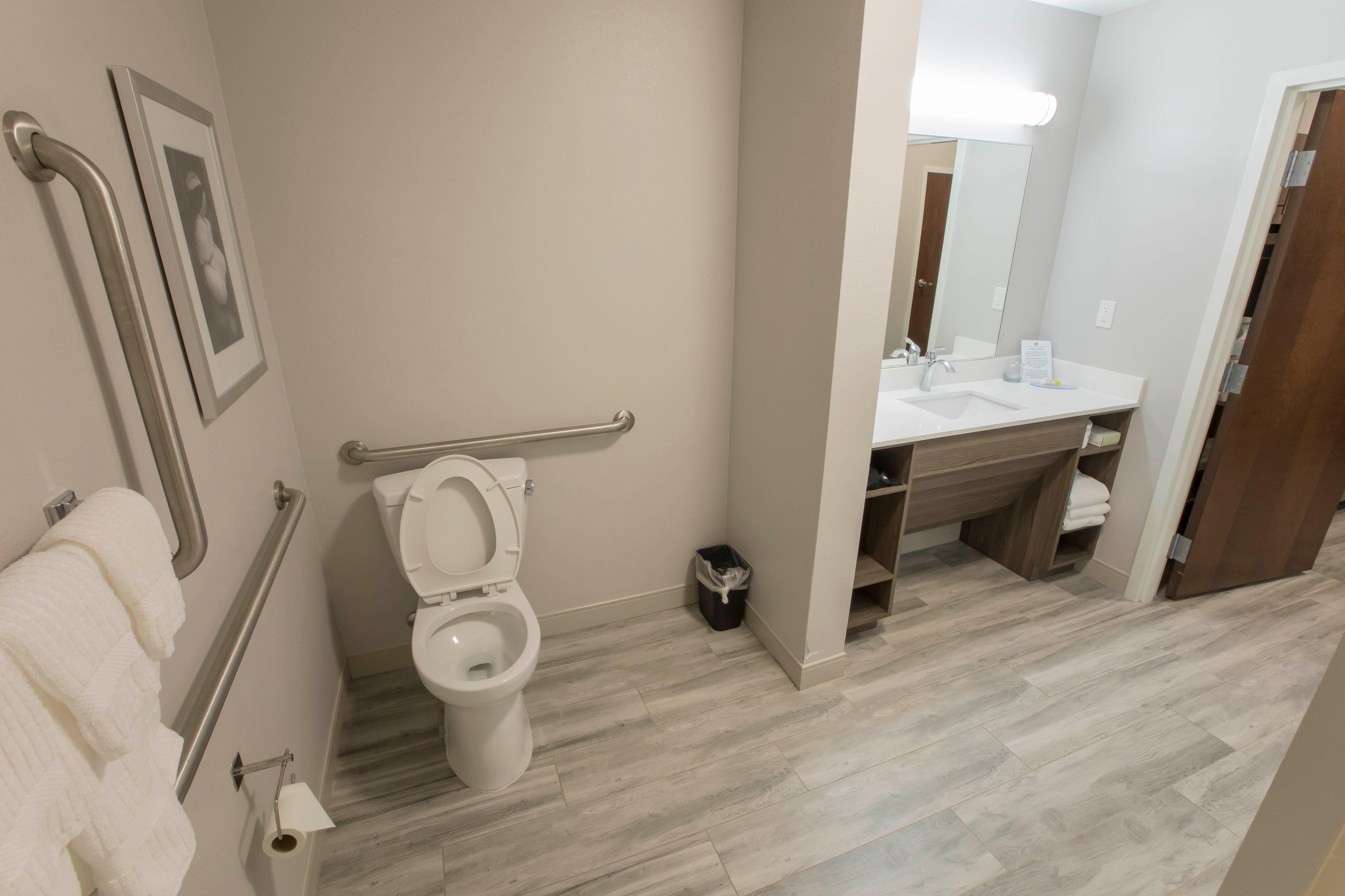 Studio King Size Bed