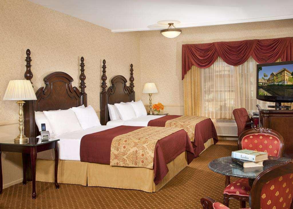 Room Two Queen Beds Non Smoking