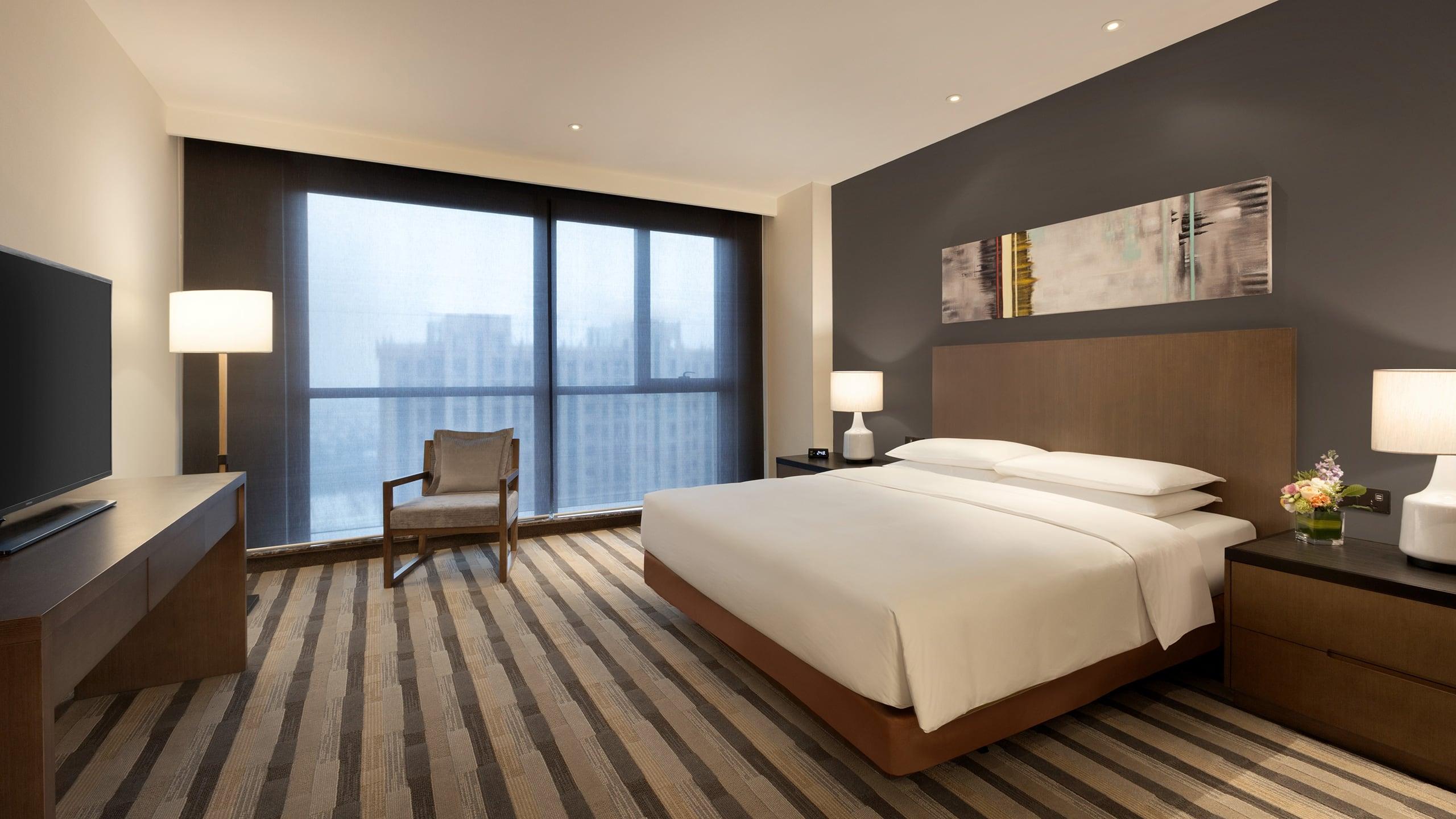 Quadruple King Size Bed