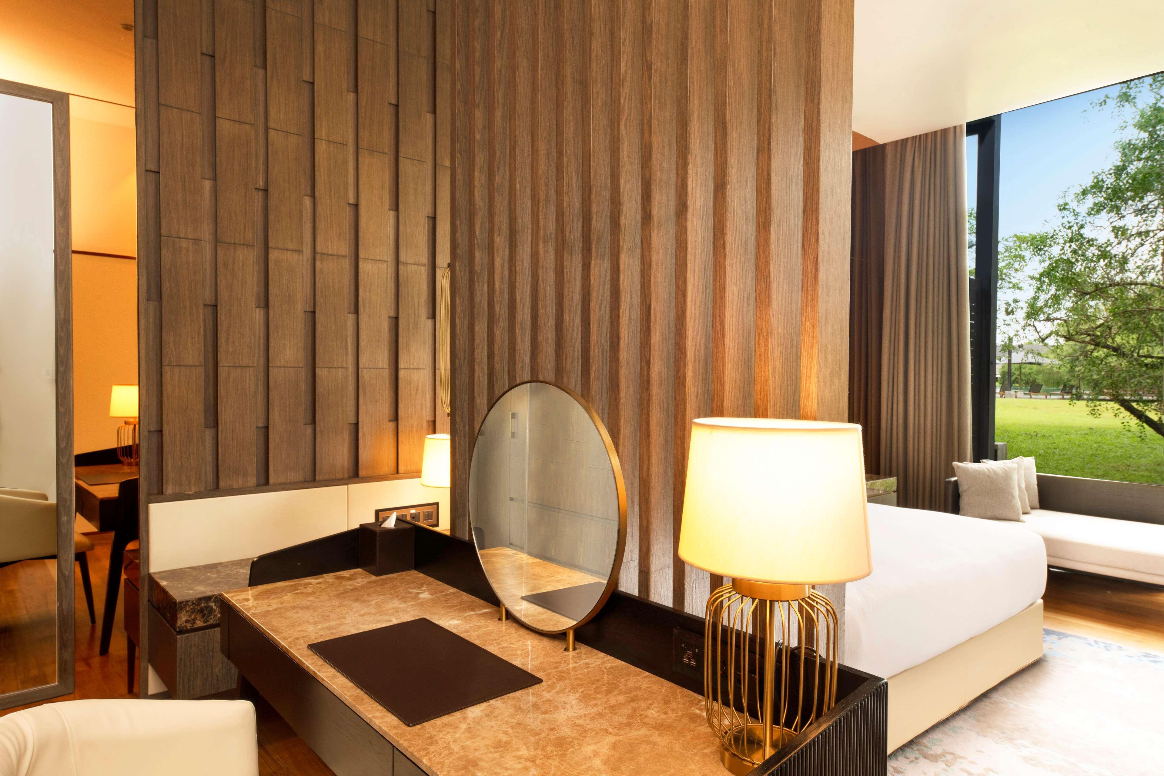 Suite King Bed One Bedroom 