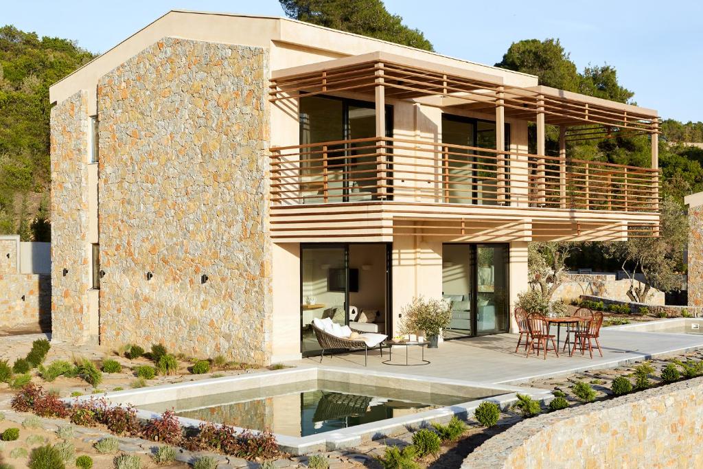 Junior Suite with Private Pool