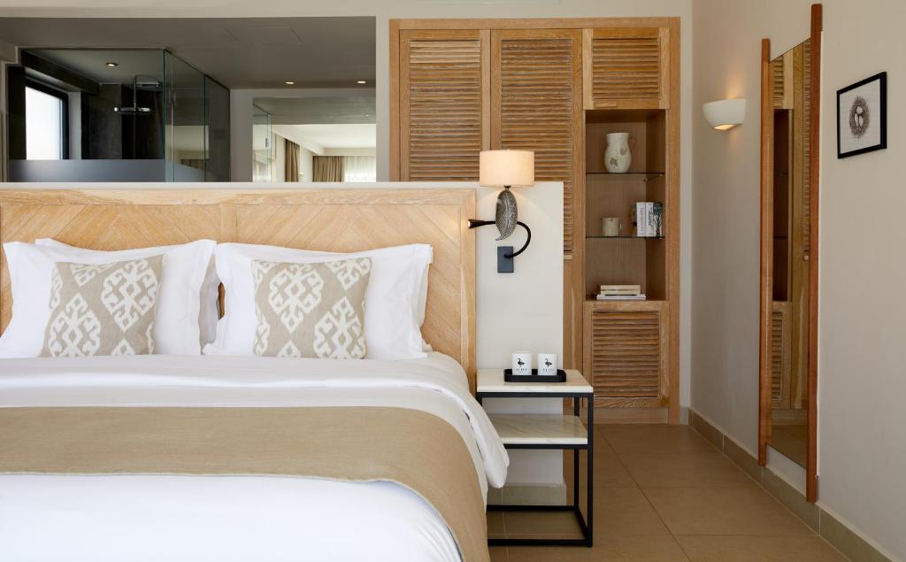 Junior Suite with Private Pool