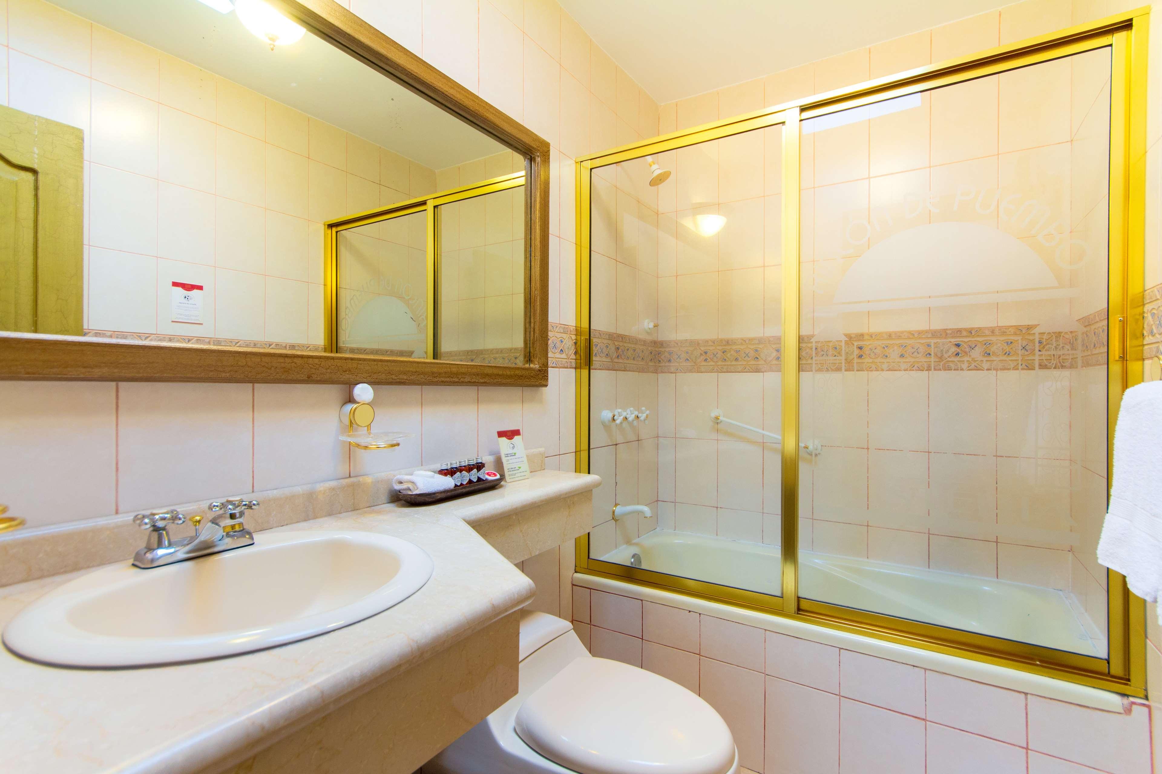 Double Deluxe King Bed