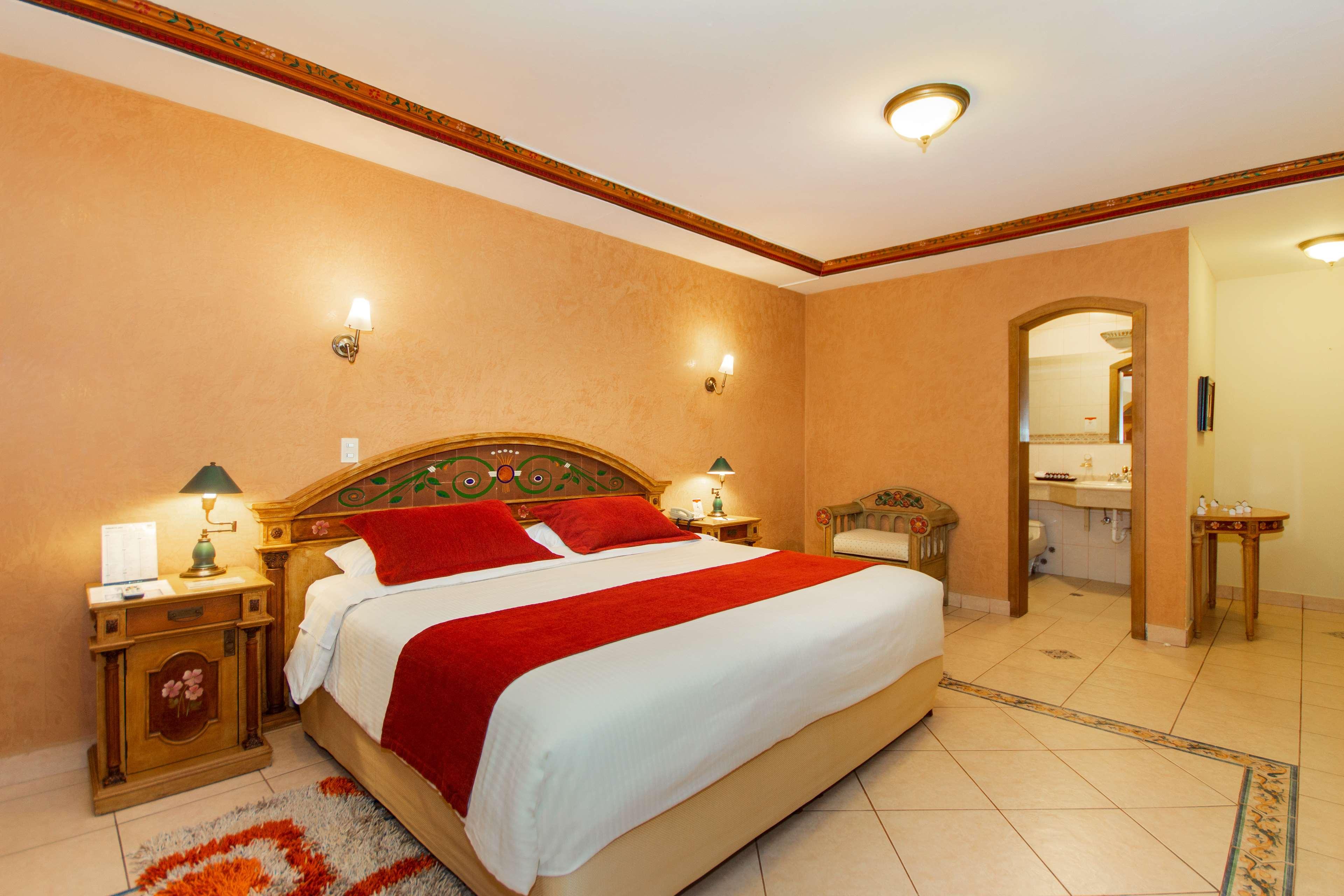 Double Deluxe King Bed