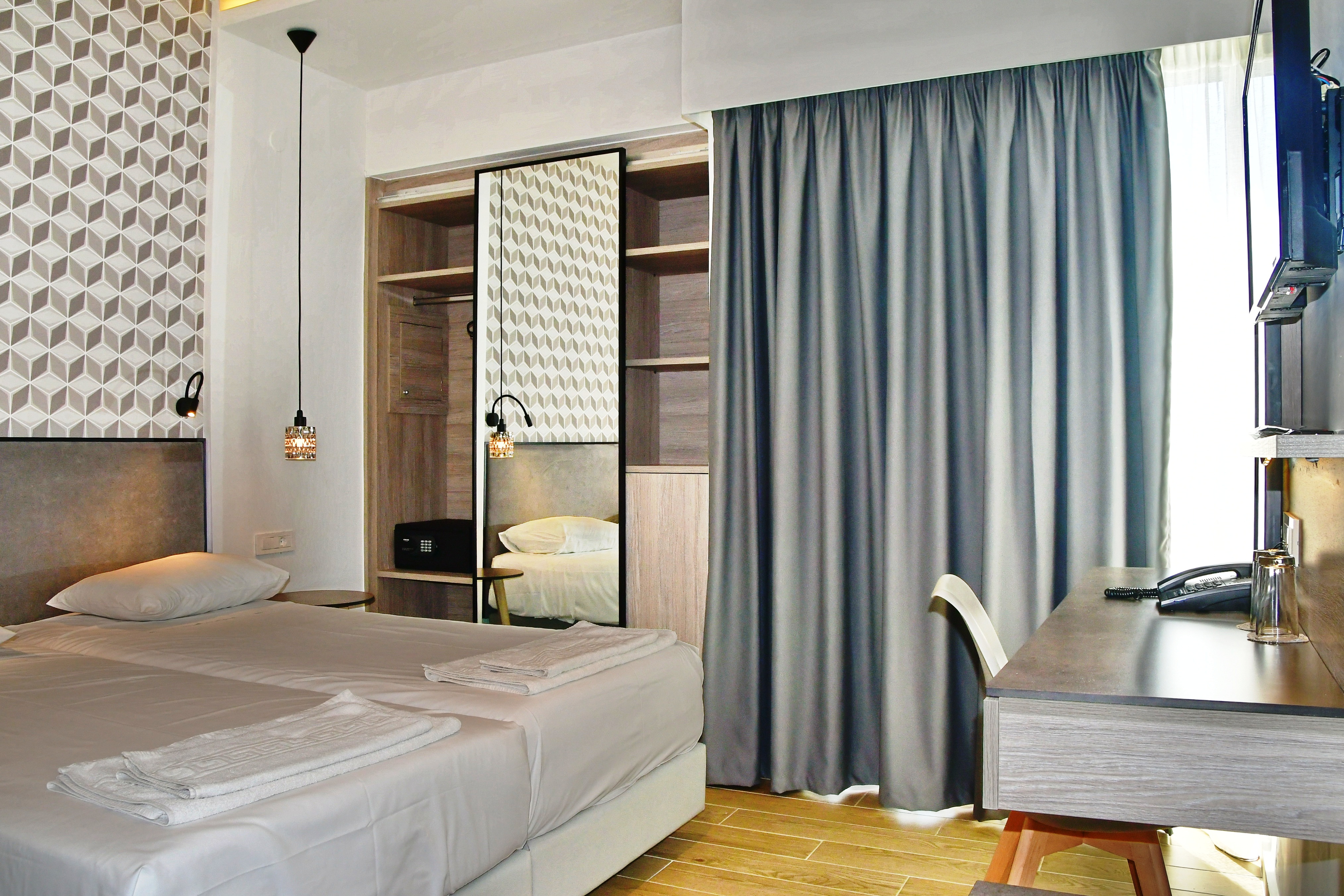 Double or Twin Superior