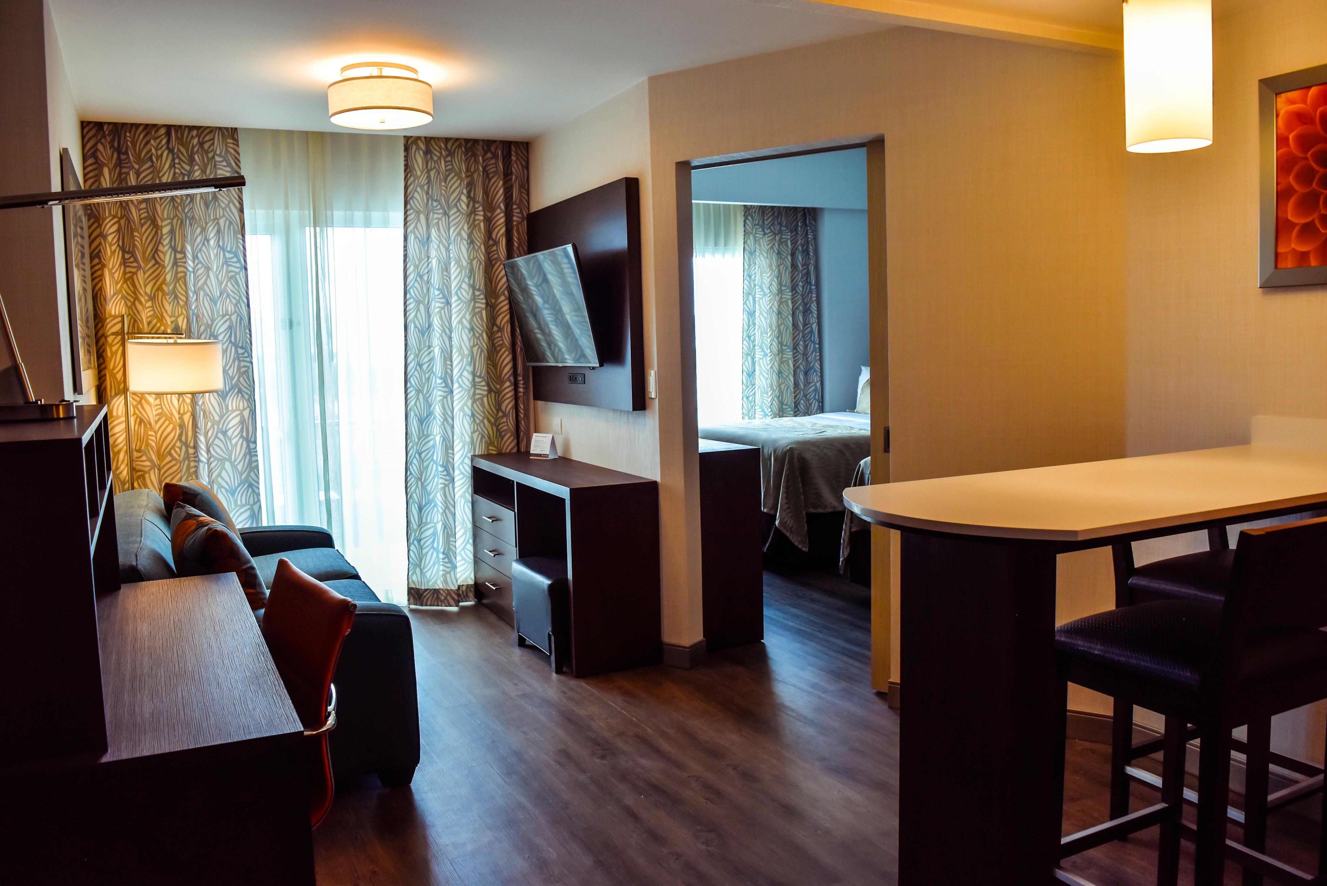 Suite Pool View One Bedroom