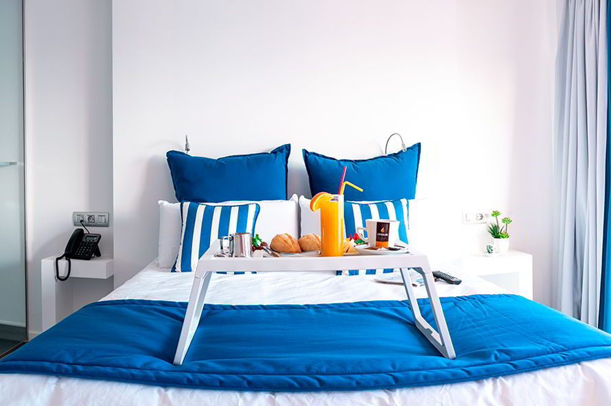 Double Deluxe Sea View with Balcony