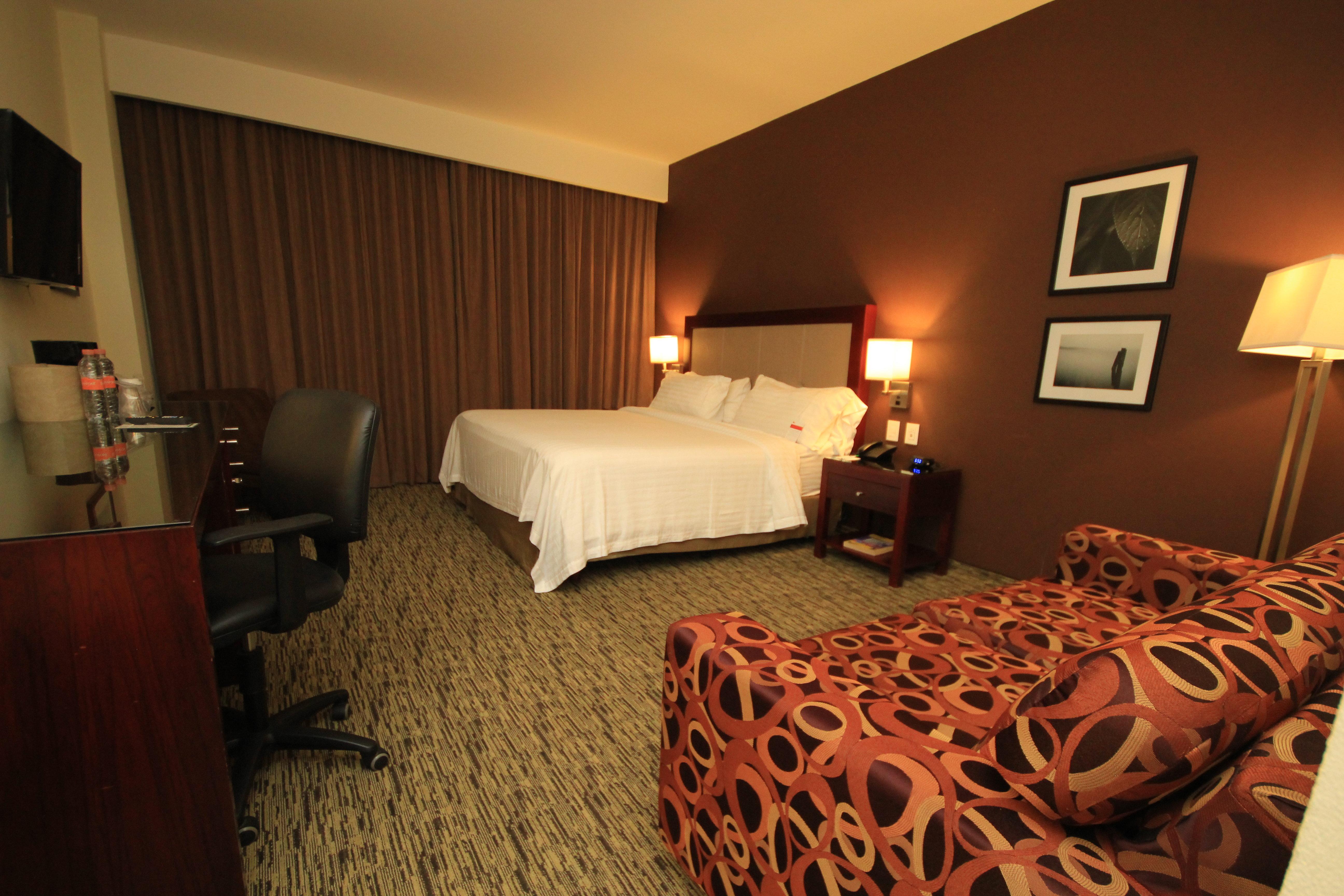 Double Executive King Bed