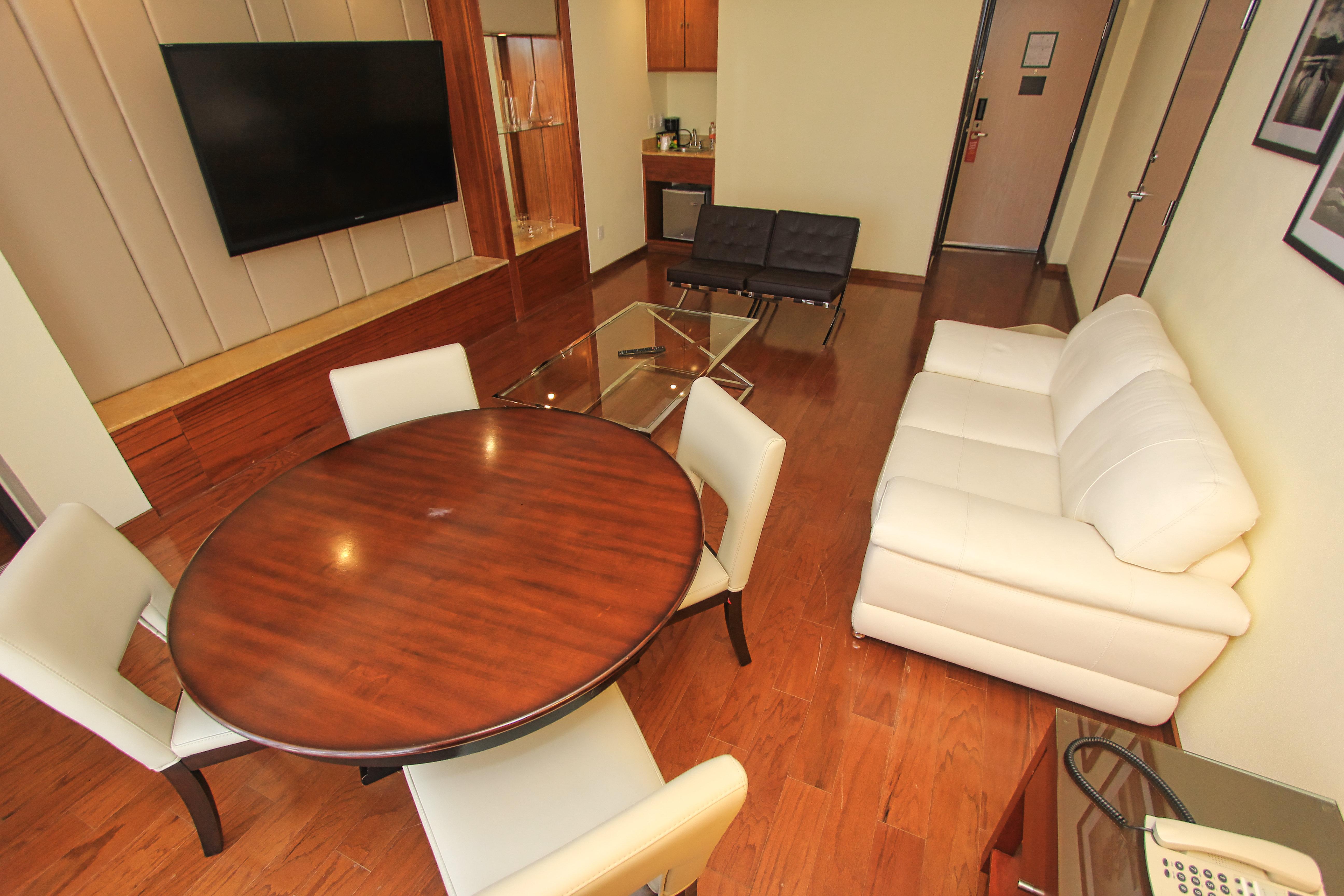 Suite King Bed One Bedroom 