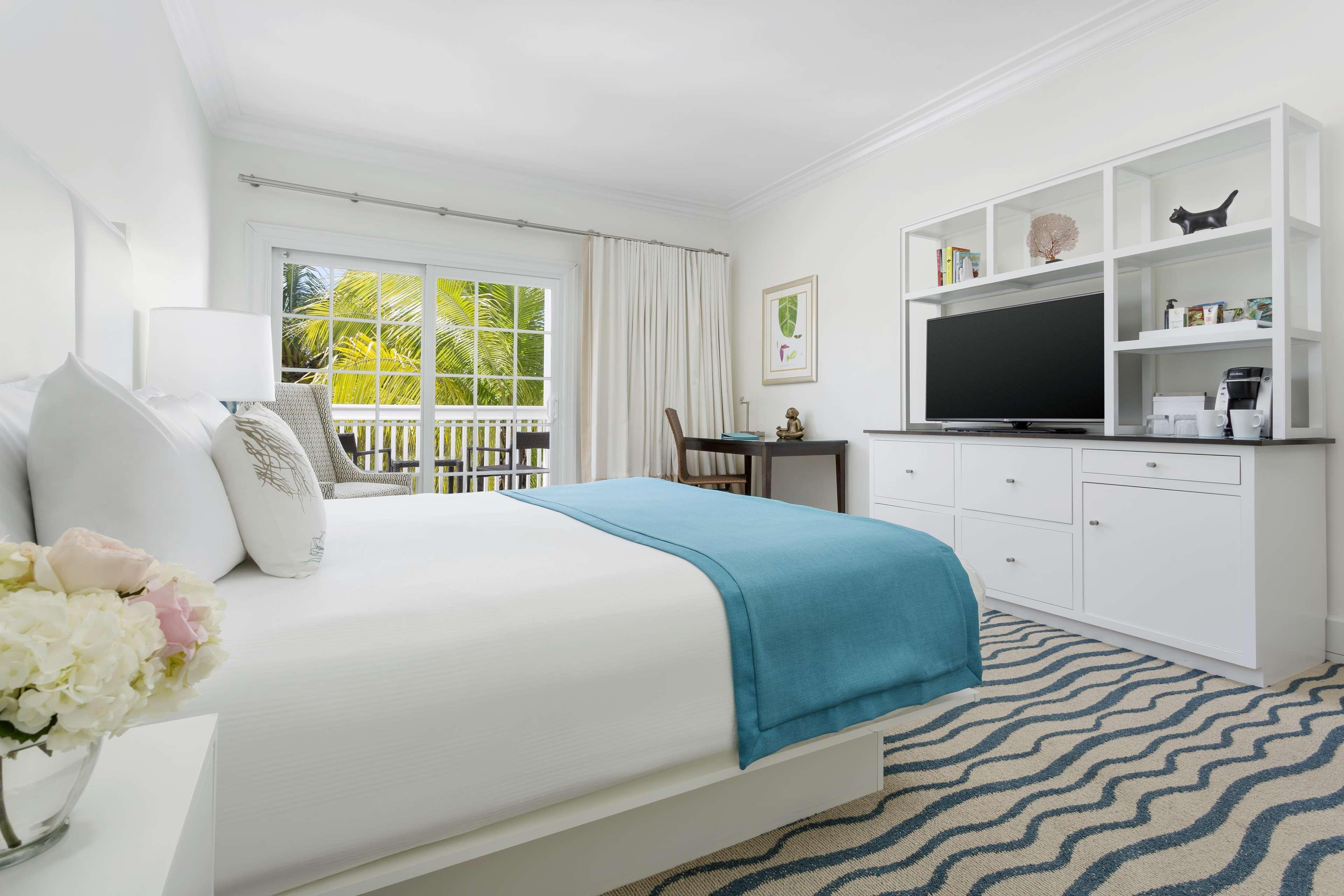 Room Guest Room King Bed