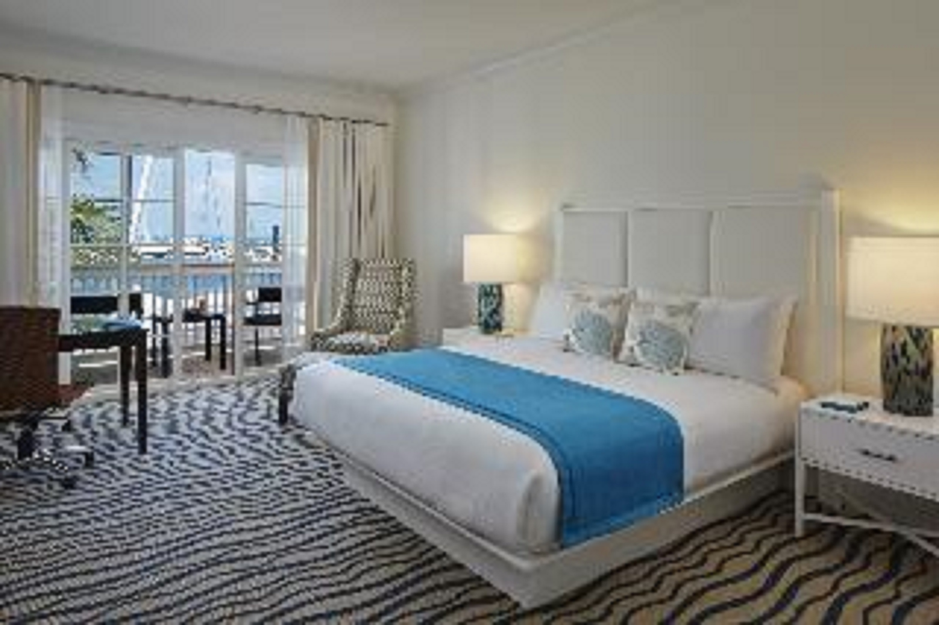 Room Sea View King Bed