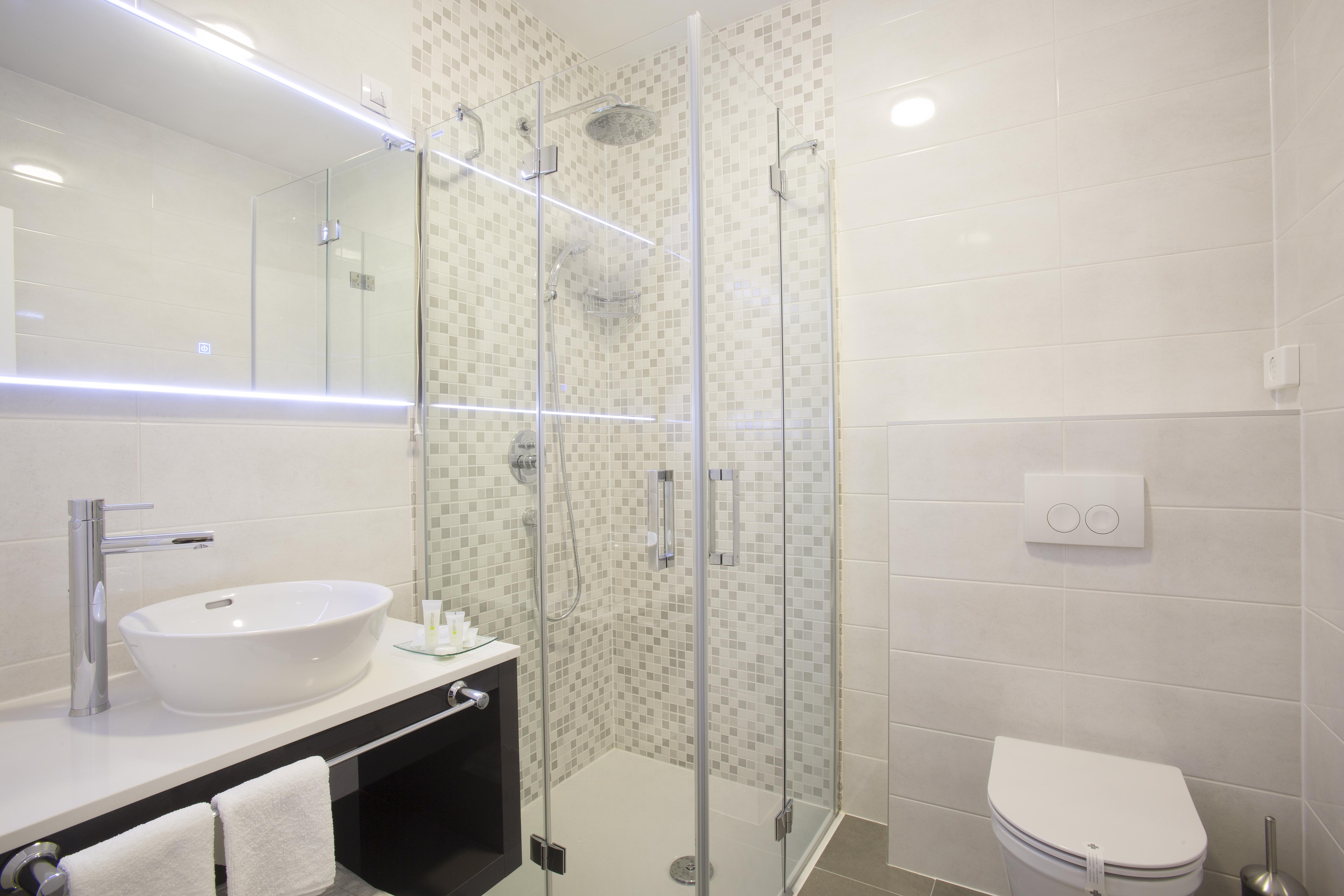 Double or Twin Deluxe with Balcony