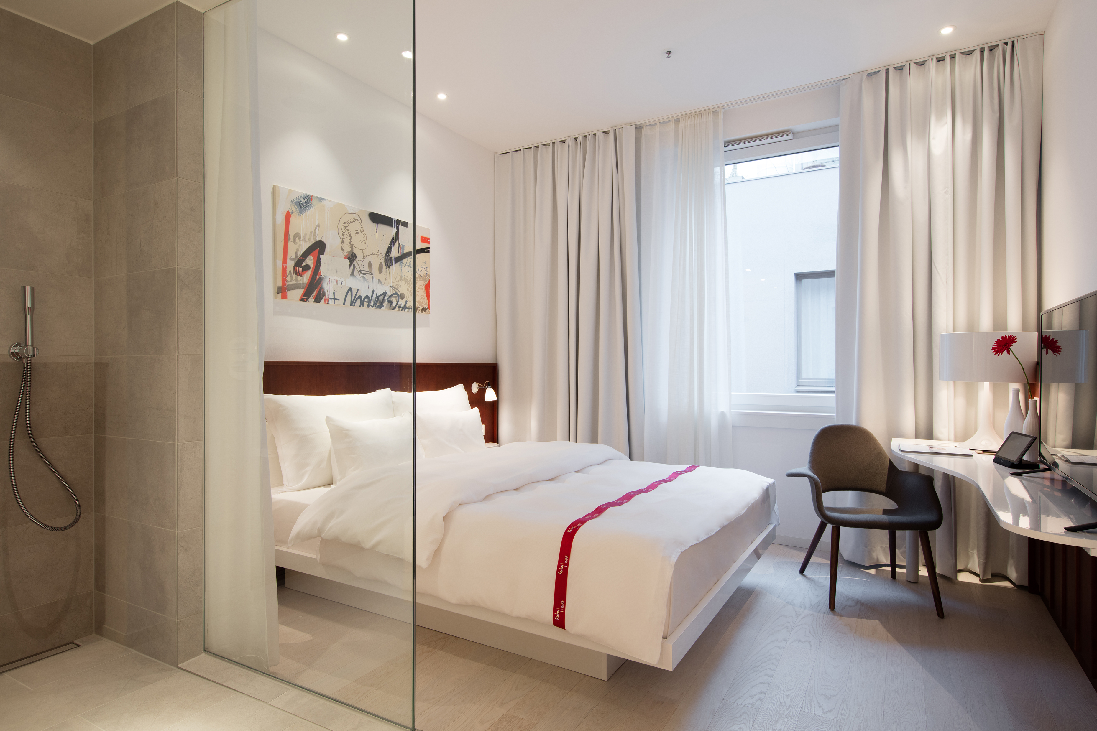 Double Queen Size Bed