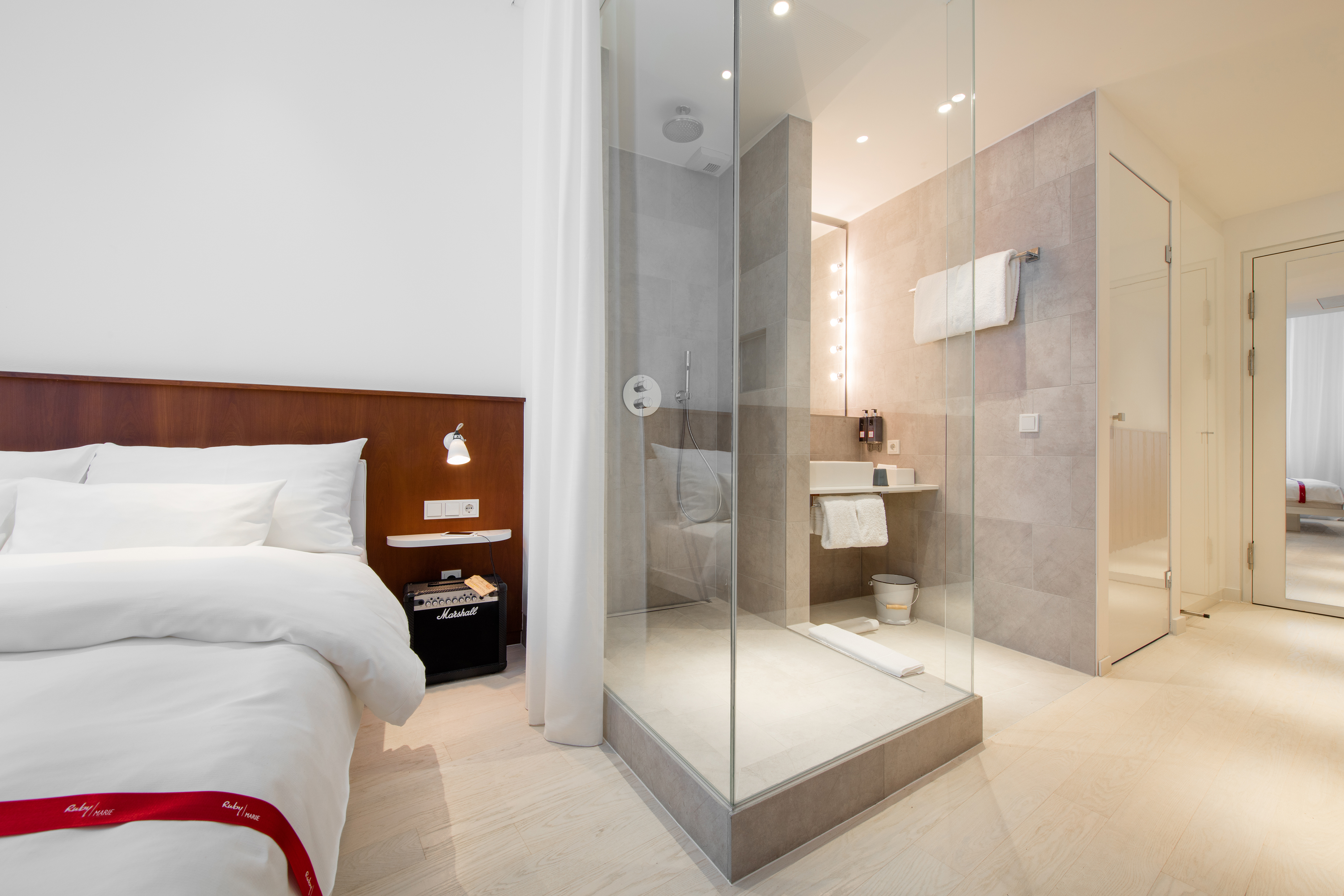 Double Queen Size Bed