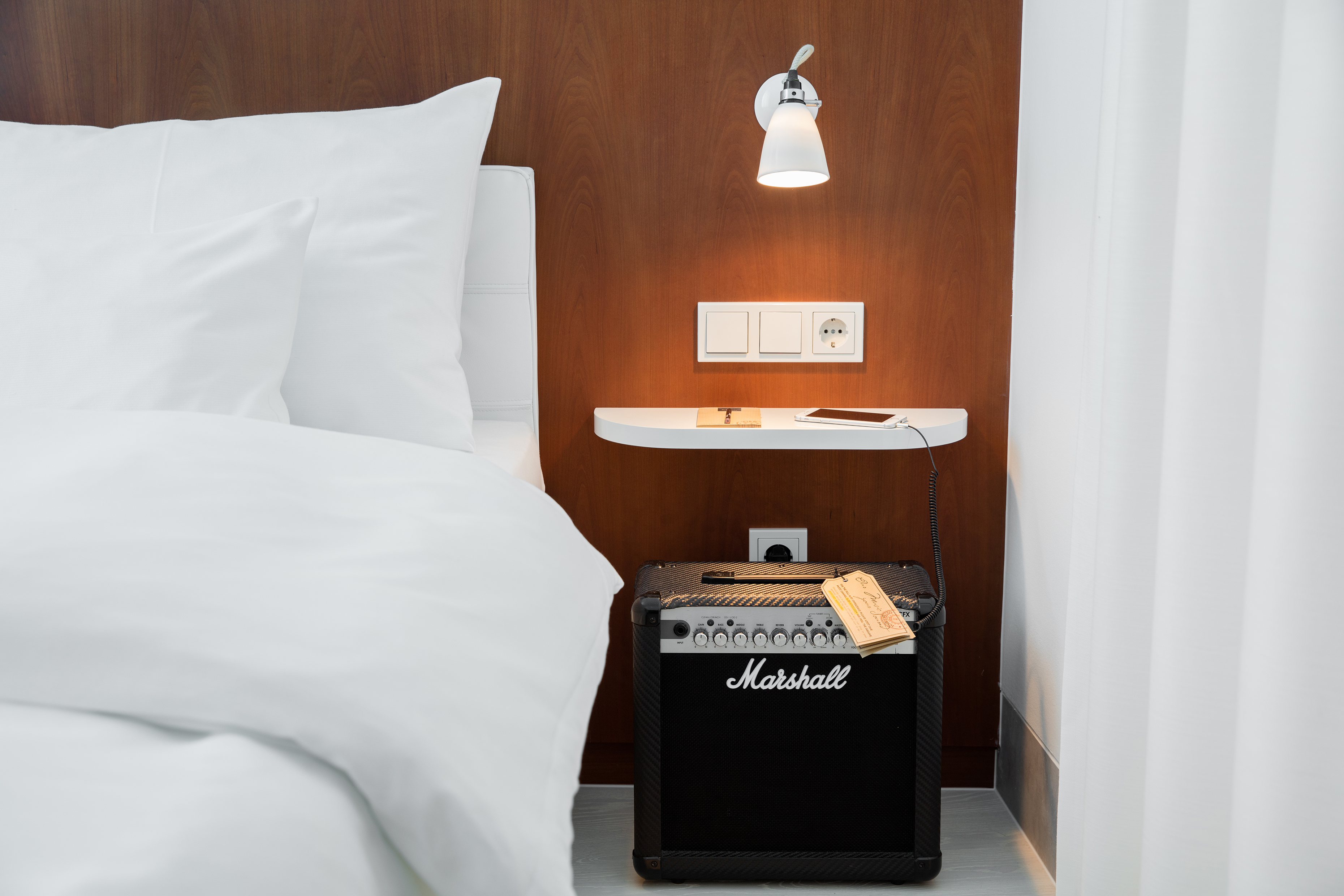 Double Queen Size Bed