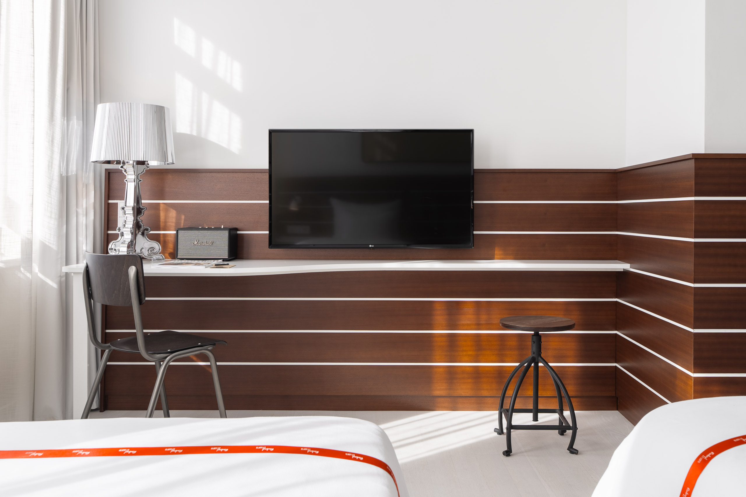 Triple Two Beds