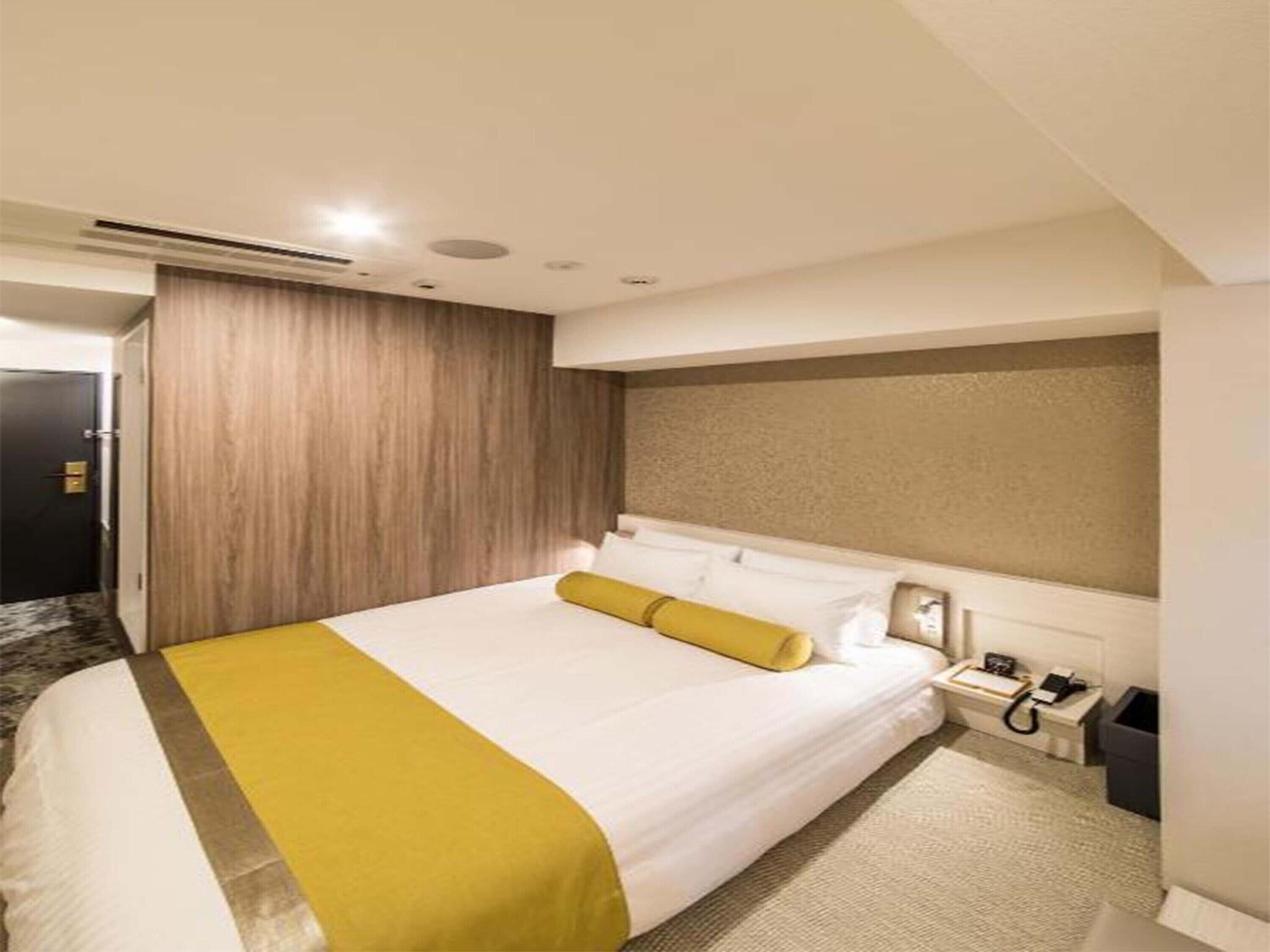 Double Japanese Room