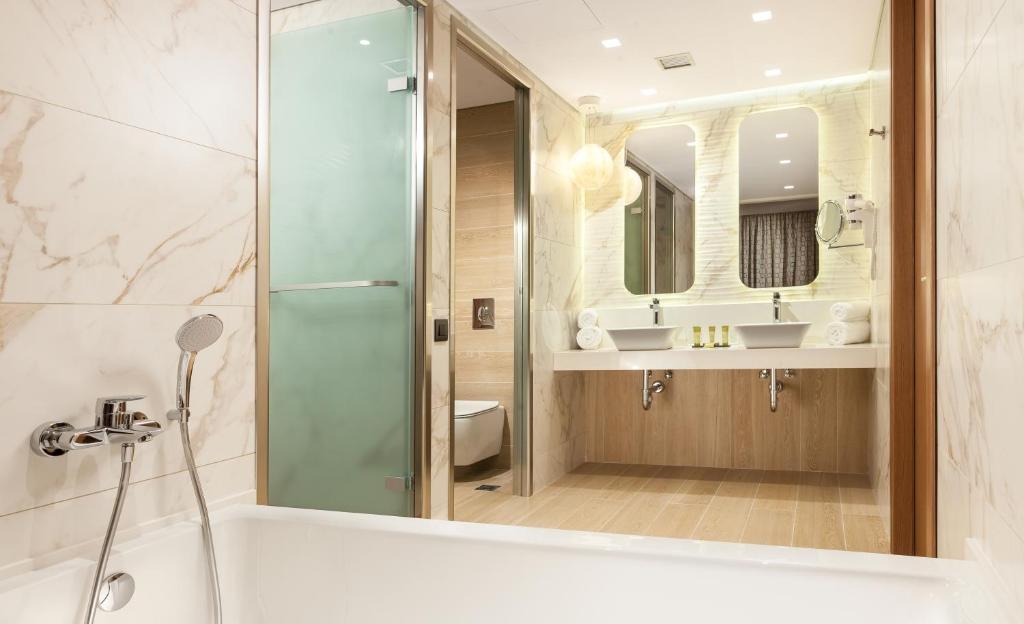 Junior Suite with Balcony