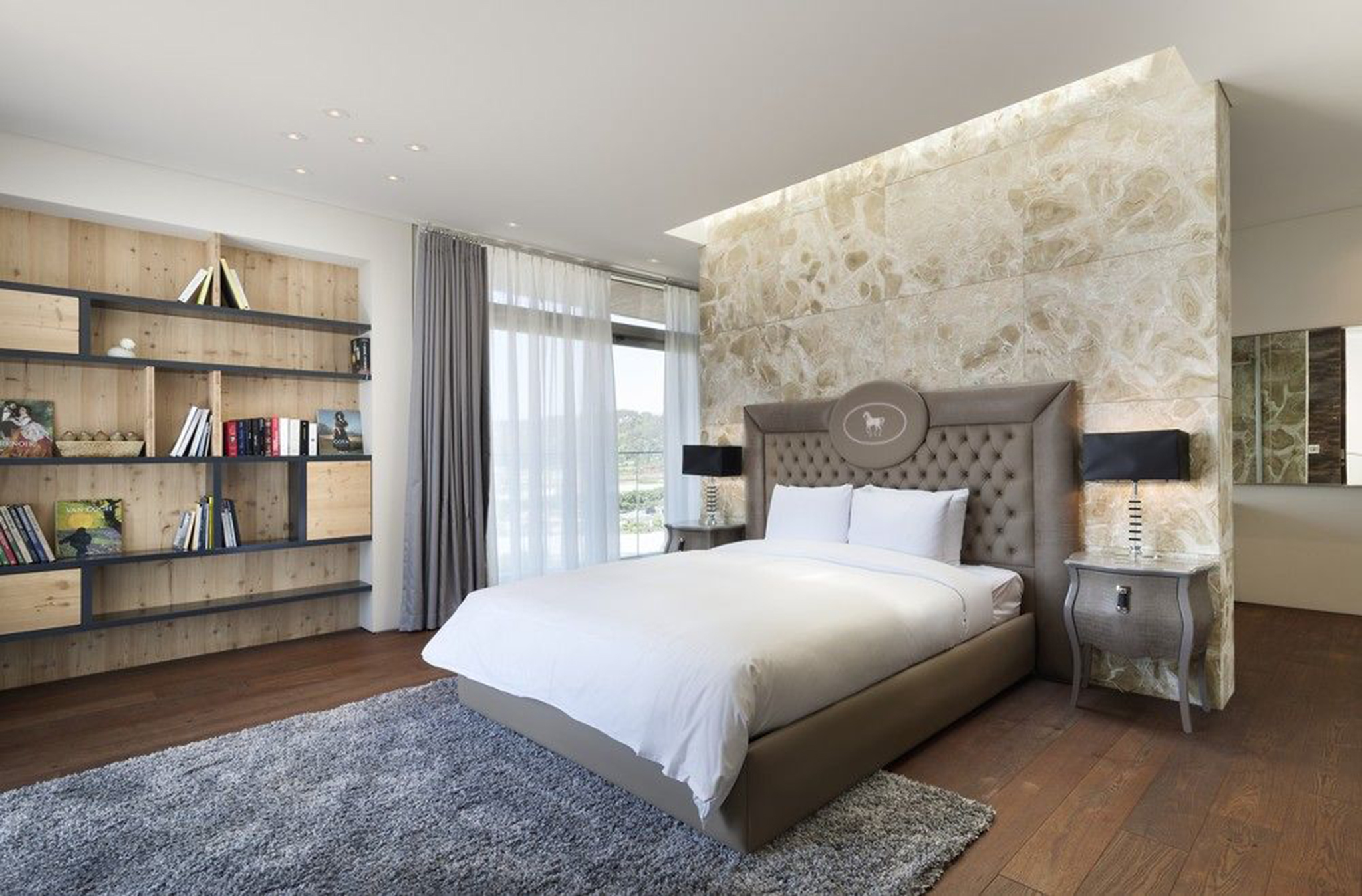 House Three Bedrooms Three Bathrooms