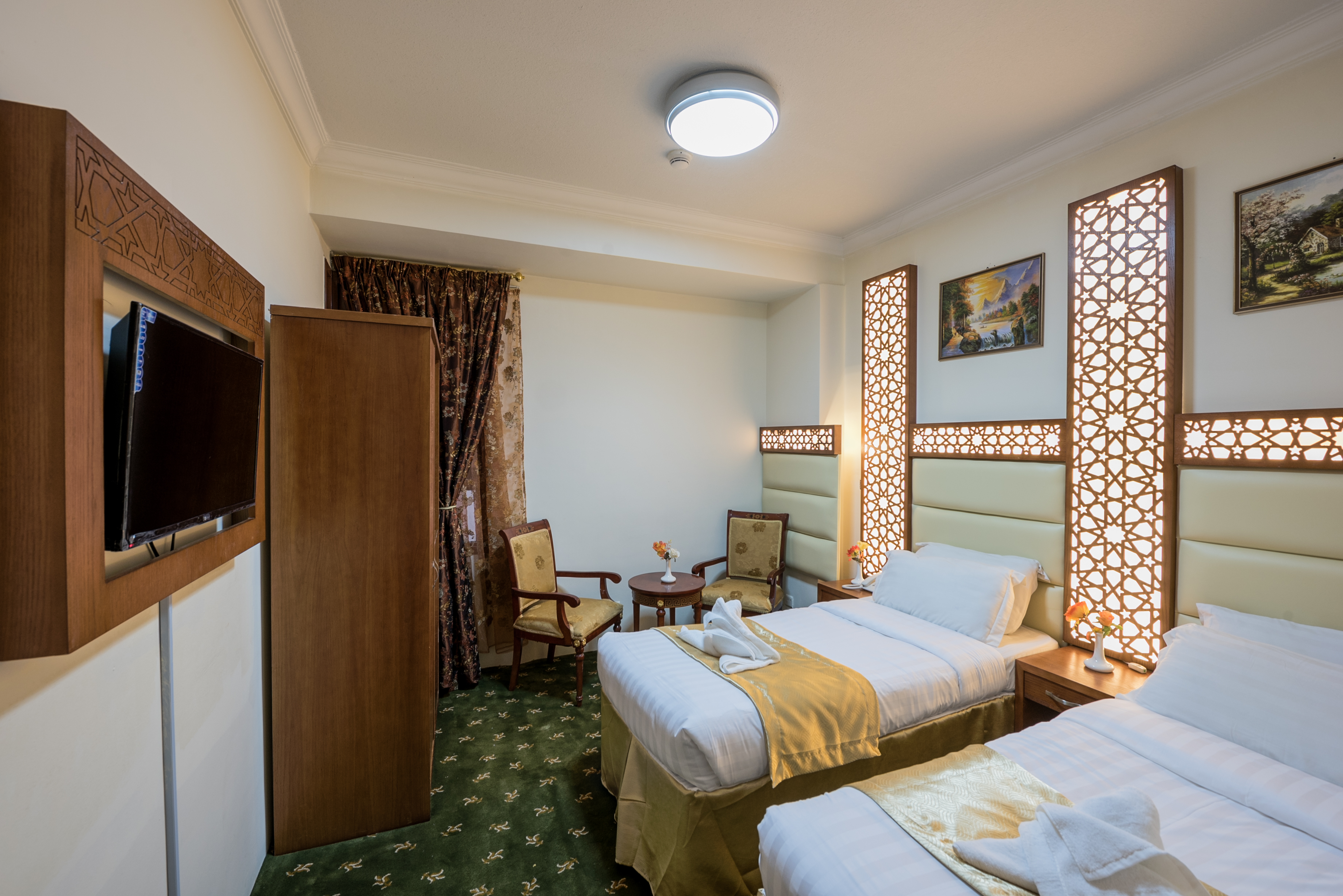 Double or Twin Standard